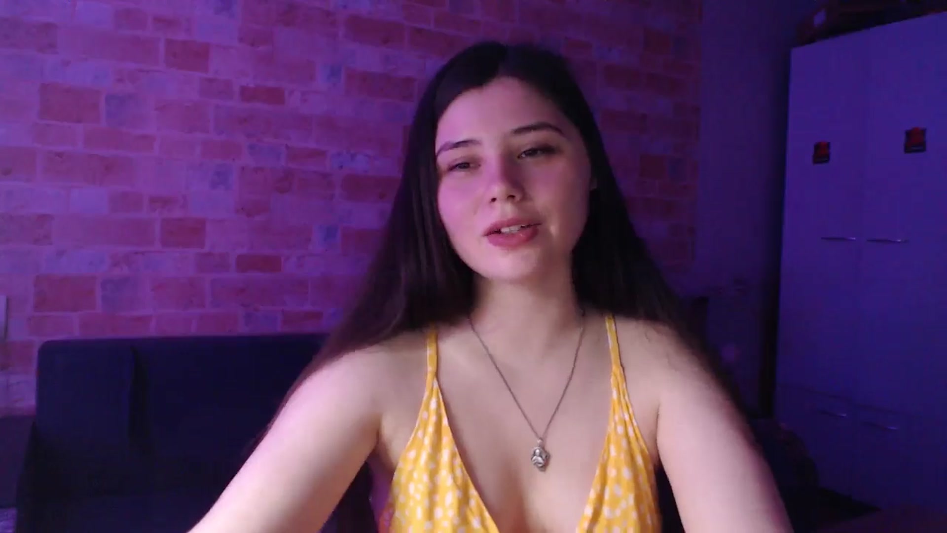 Gallery image thumbnail from Moon_light23's myfreecams stream on, 07/28/2024, 20:23 image 10 of 20
