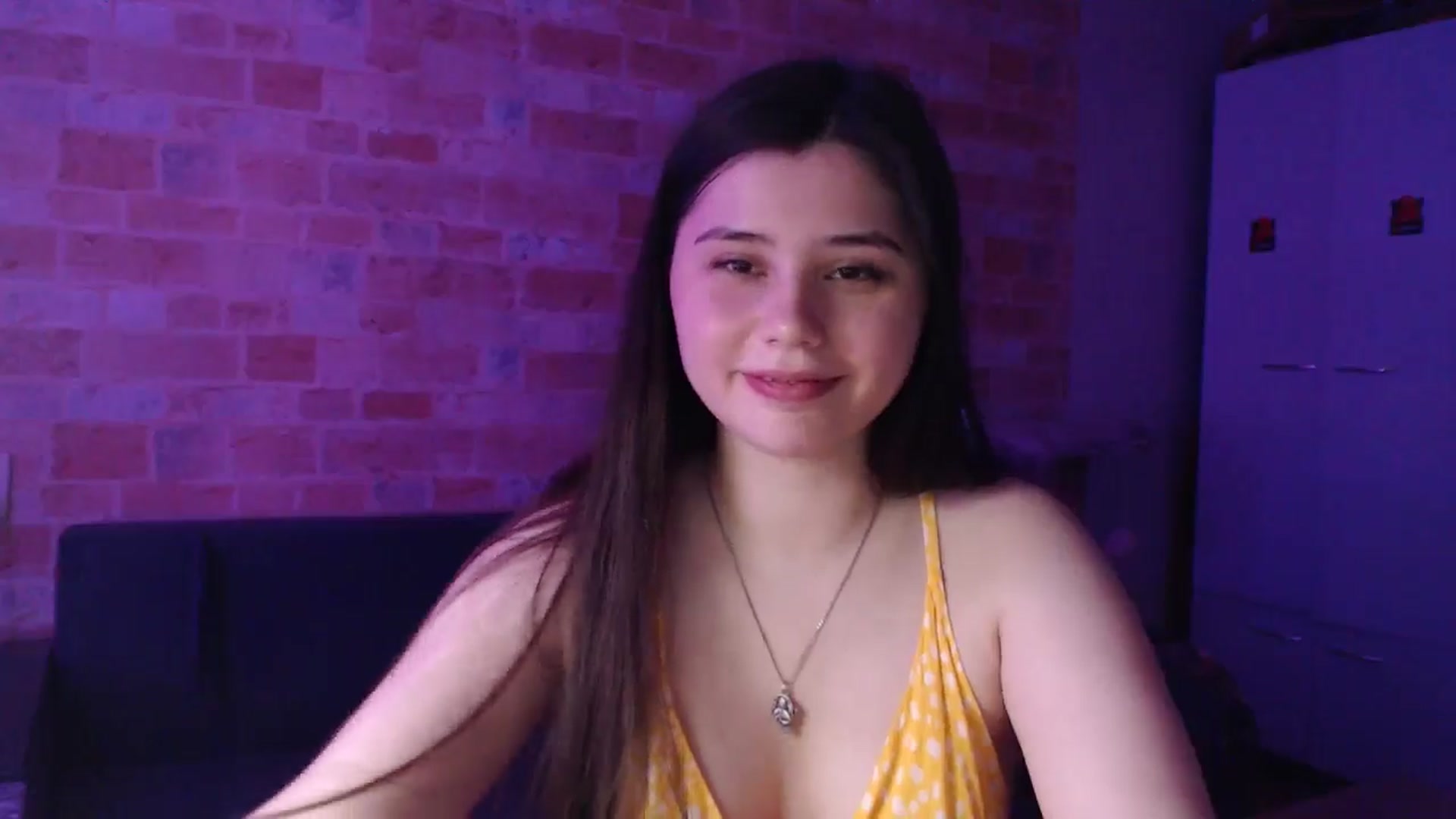 Gallery image thumbnail from Moon_light23's myfreecams stream on, 07/28/2024, 20:23 image 18 of 20