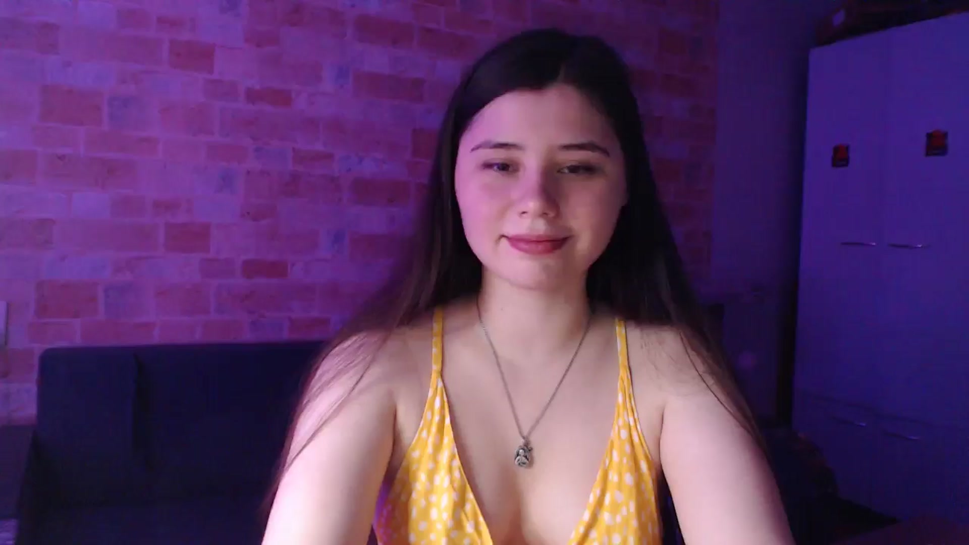 Gallery image thumbnail from Moon_light23's myfreecams stream on, 07/28/2024, 20:23 image 4 of 20