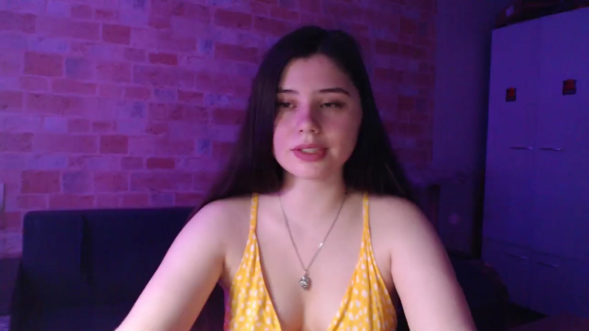 Gallery image thumbnail from Moon_light23's myfreecams stream on, 07/28/2024, 20:23 image 8 of 20