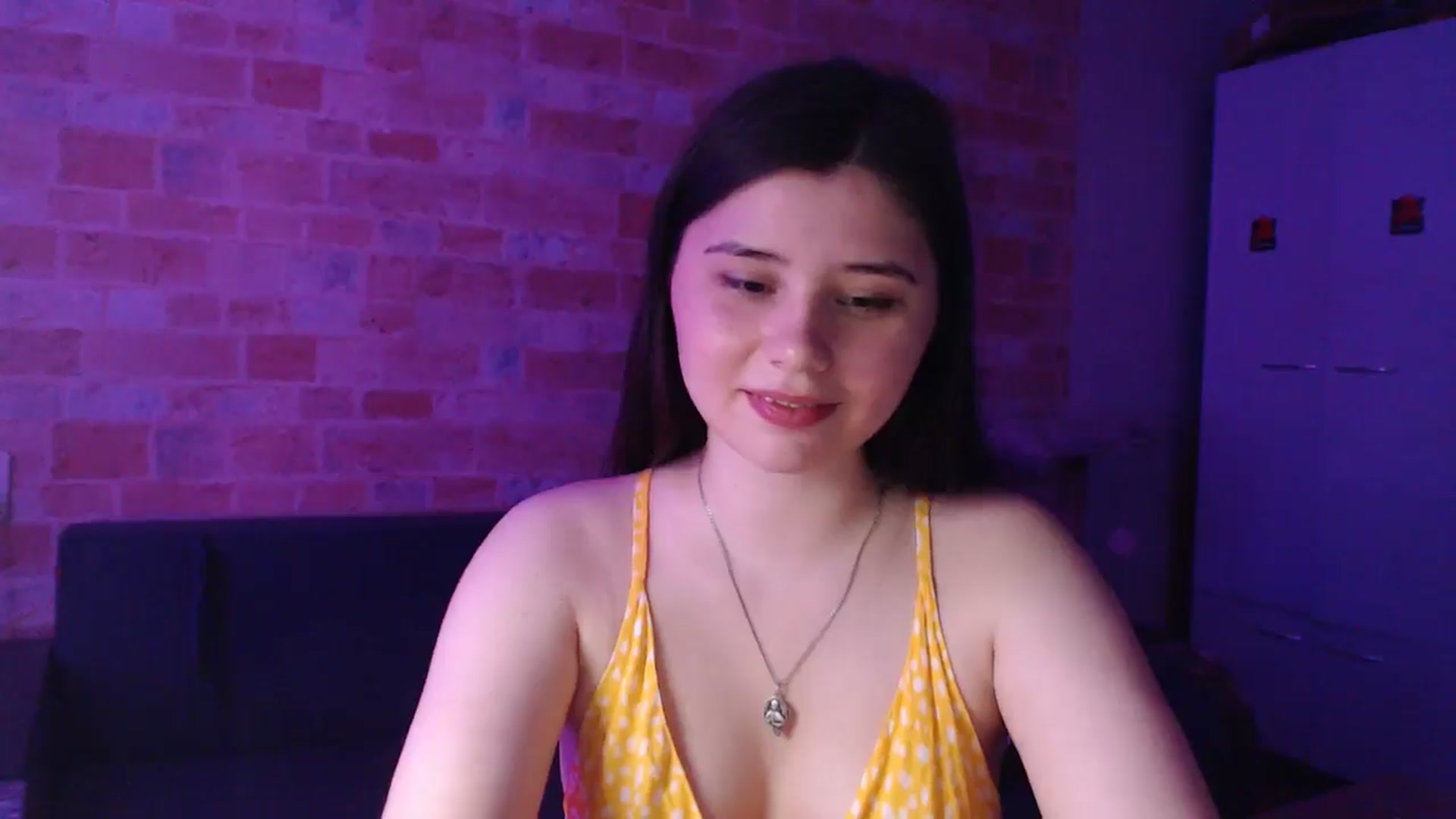 Gallery image thumbnail from Moon_light23's myfreecams stream on, 07/28/2024, 20:23 image 13 of 20