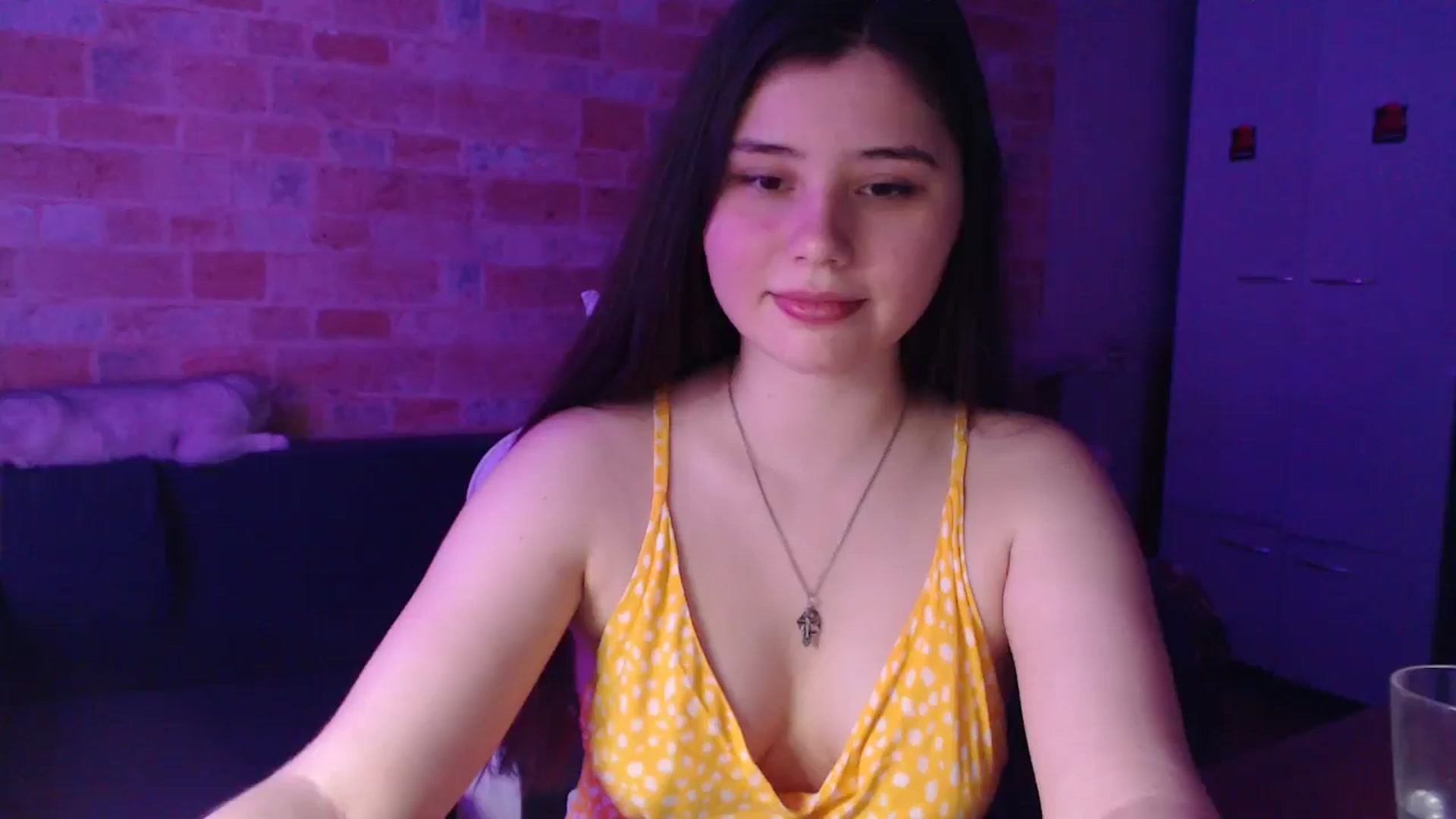 Gallery image thumbnail from Moon_light23's myfreecams stream on, 07/29/2024, 19:10 image 17 of 20