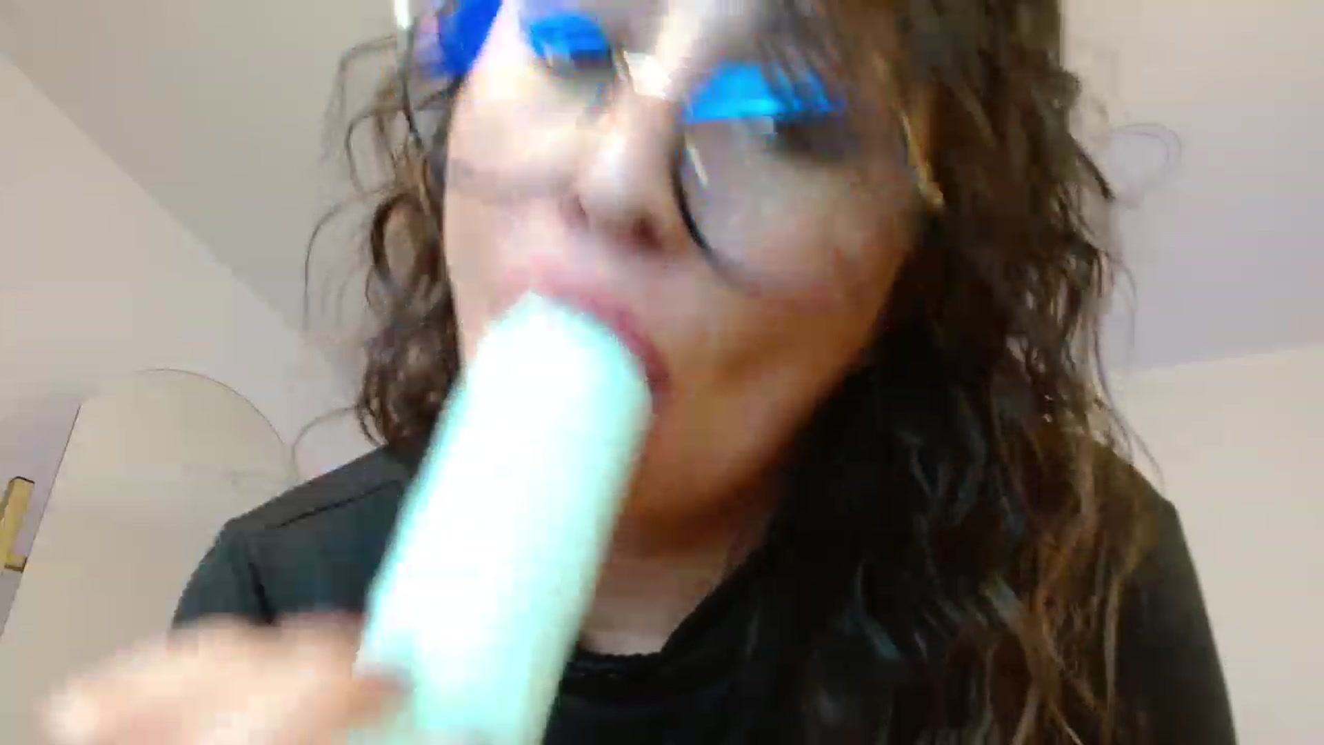 Gallery image thumbnail from Moon_light__'s myfreecams stream on, 11/25/2022, 01:13 image 13 of 20