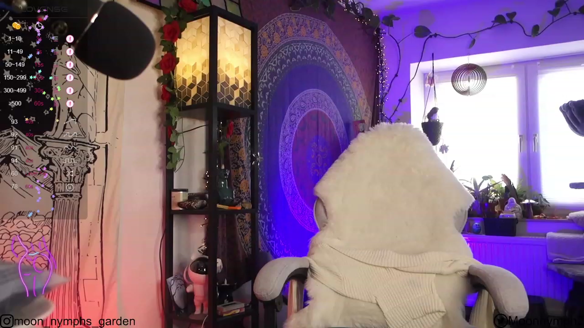 Gallery image thumbnail from Moon_nymph_'s myfreecams stream on, 12/02/2023, 14:56 image 4 of 20