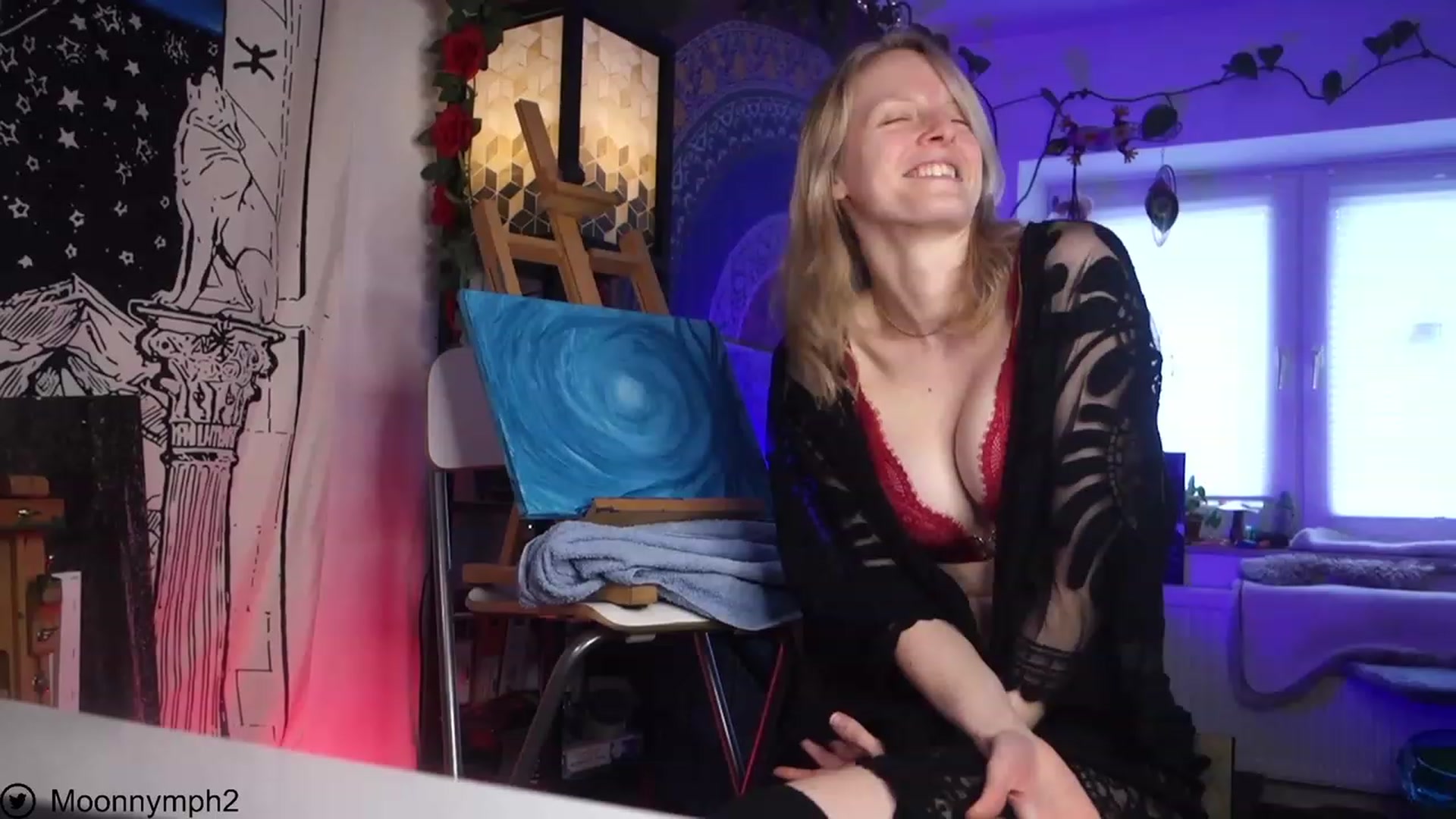 Gallery image thumbnail from Moon_nymph_'s myfreecams stream on, 03/16/2024, 16:12 image 1 of 20