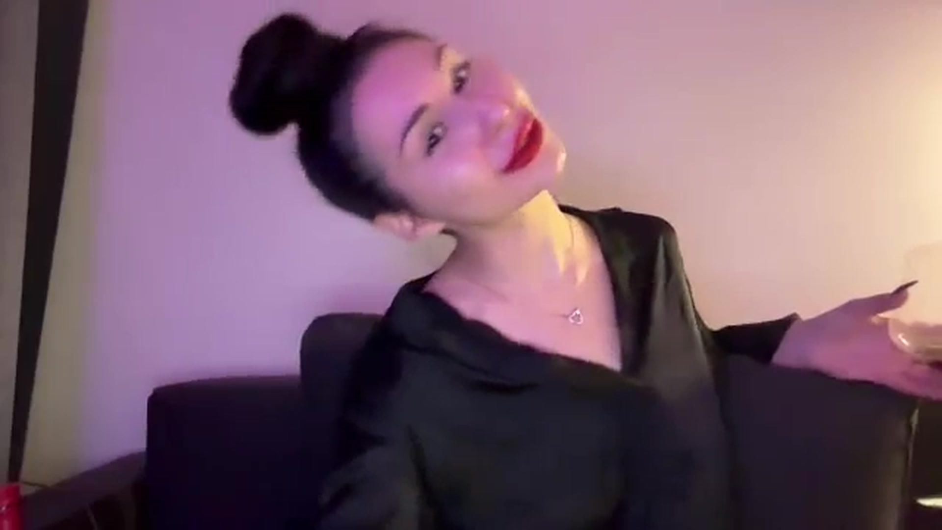 Gallery image thumbnail from MoonevaEl's myfreecams stream on, 12/25/2025, 17:25 image 18 of 20