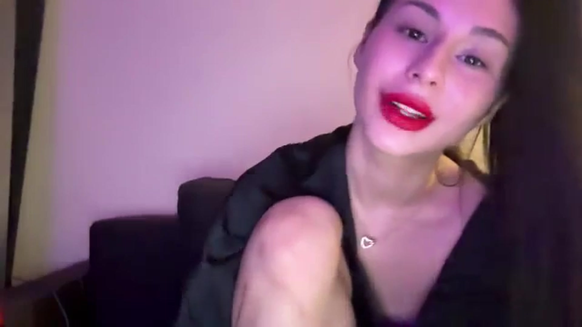 Gallery image thumbnail from MoonevaEl's myfreecams stream on, 12/25/2025, 17:25 image 5 of 20