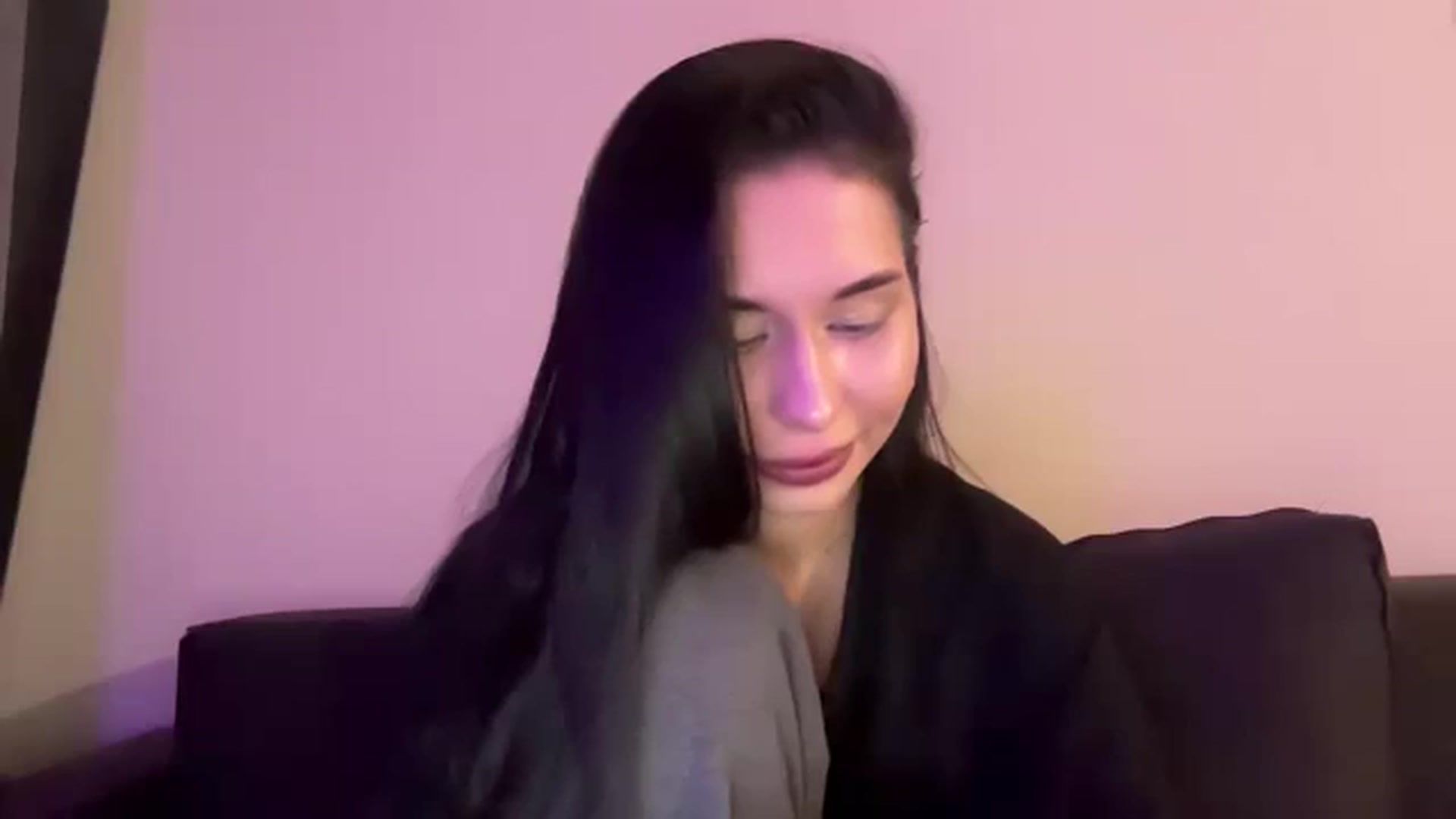 Gallery image thumbnail from MoonevaEl's myfreecams stream on, 12/25/2025, 22:58 image 13 of 20