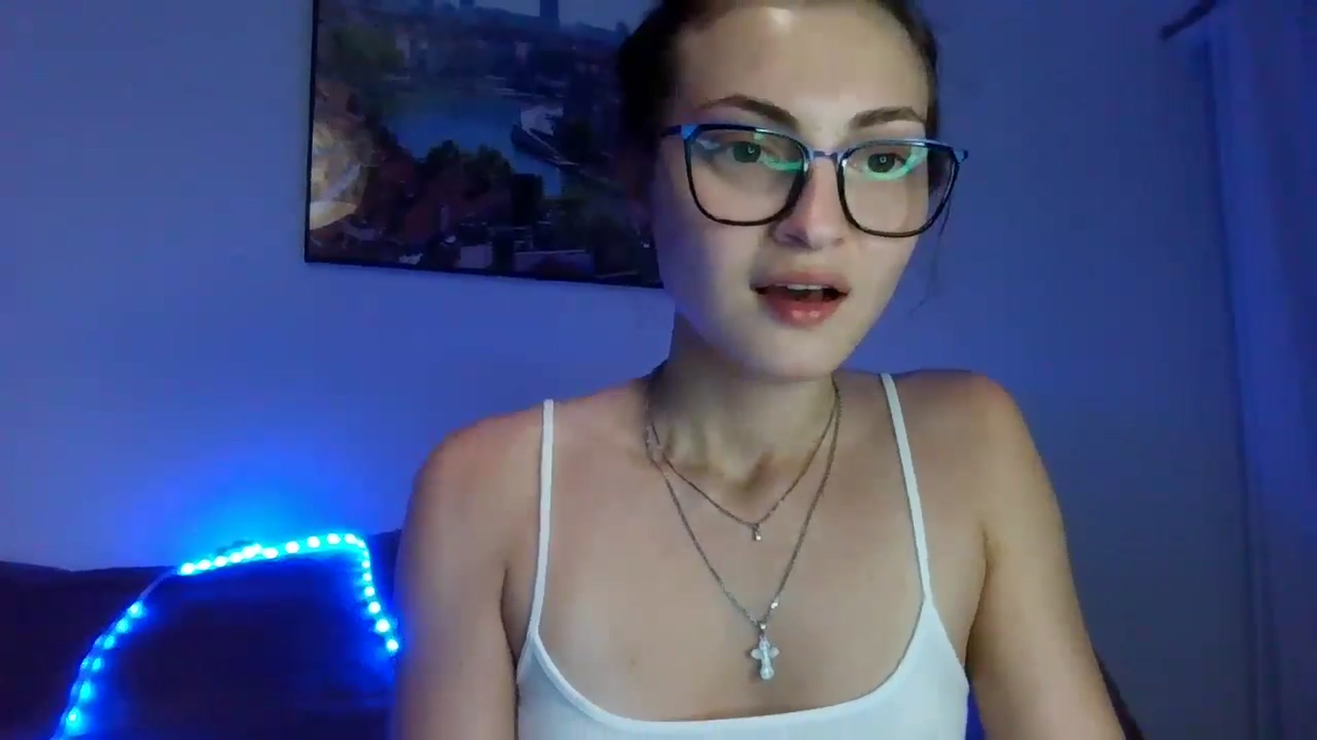 Gallery image thumbnail from MooniXill's myfreecams stream on, 06/29/2024, 21:35 image 12 of 20