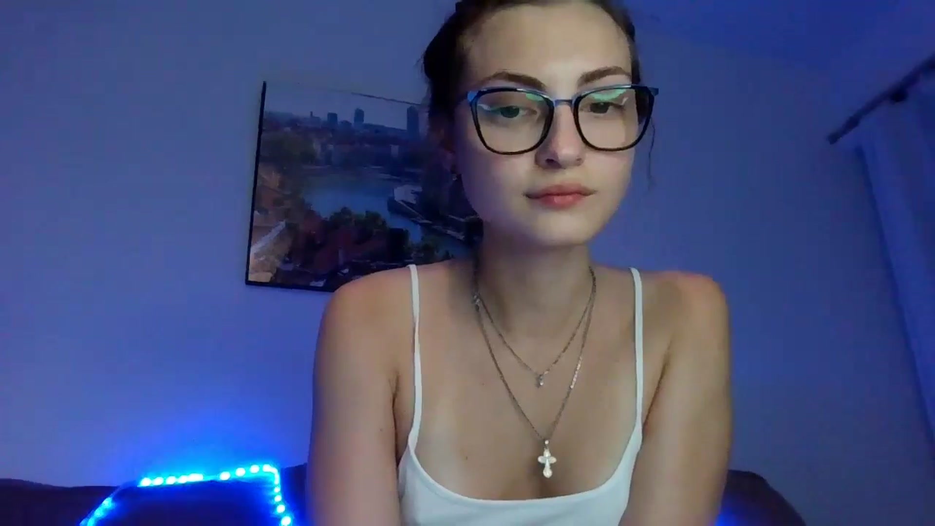 Gallery image thumbnail from MooniXill's myfreecams stream on, 06/29/2024, 21:35 image 2 of 20