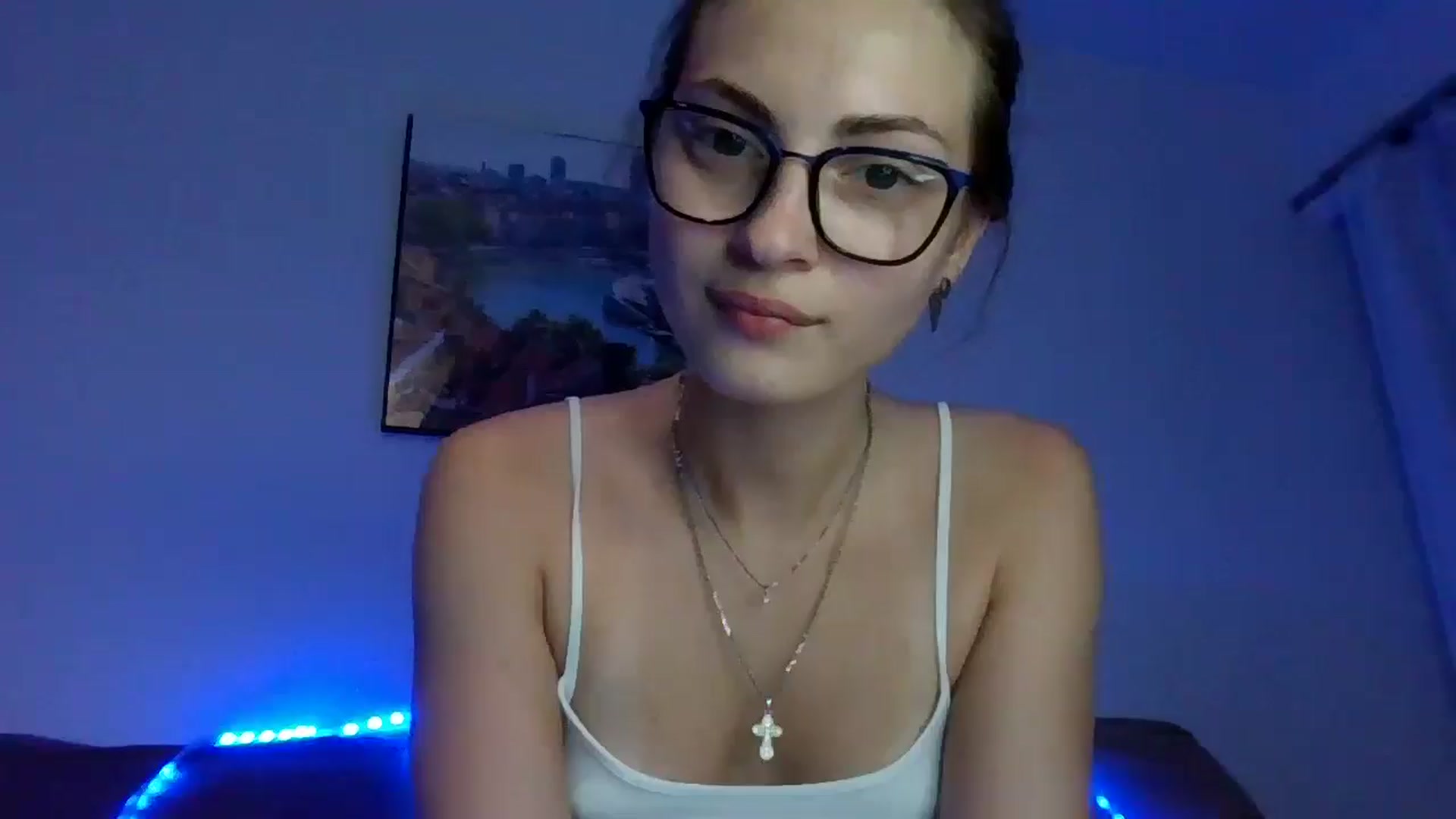 Gallery image thumbnail from MooniXill's myfreecams stream on, 06/29/2024, 21:35 image 3 of 20