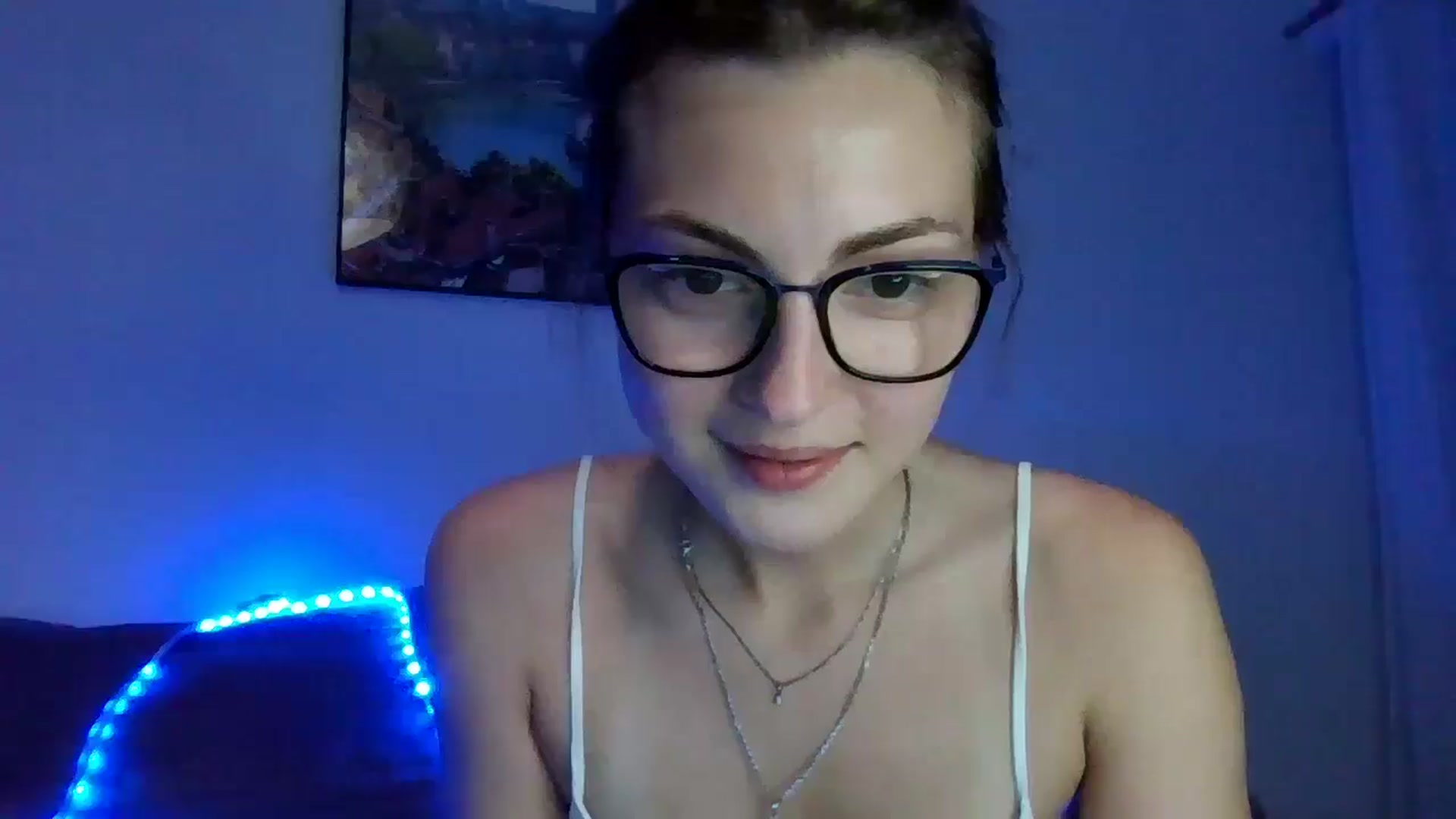 Gallery image thumbnail from MooniXill's myfreecams stream on, 06/29/2024, 21:35 image 14 of 20