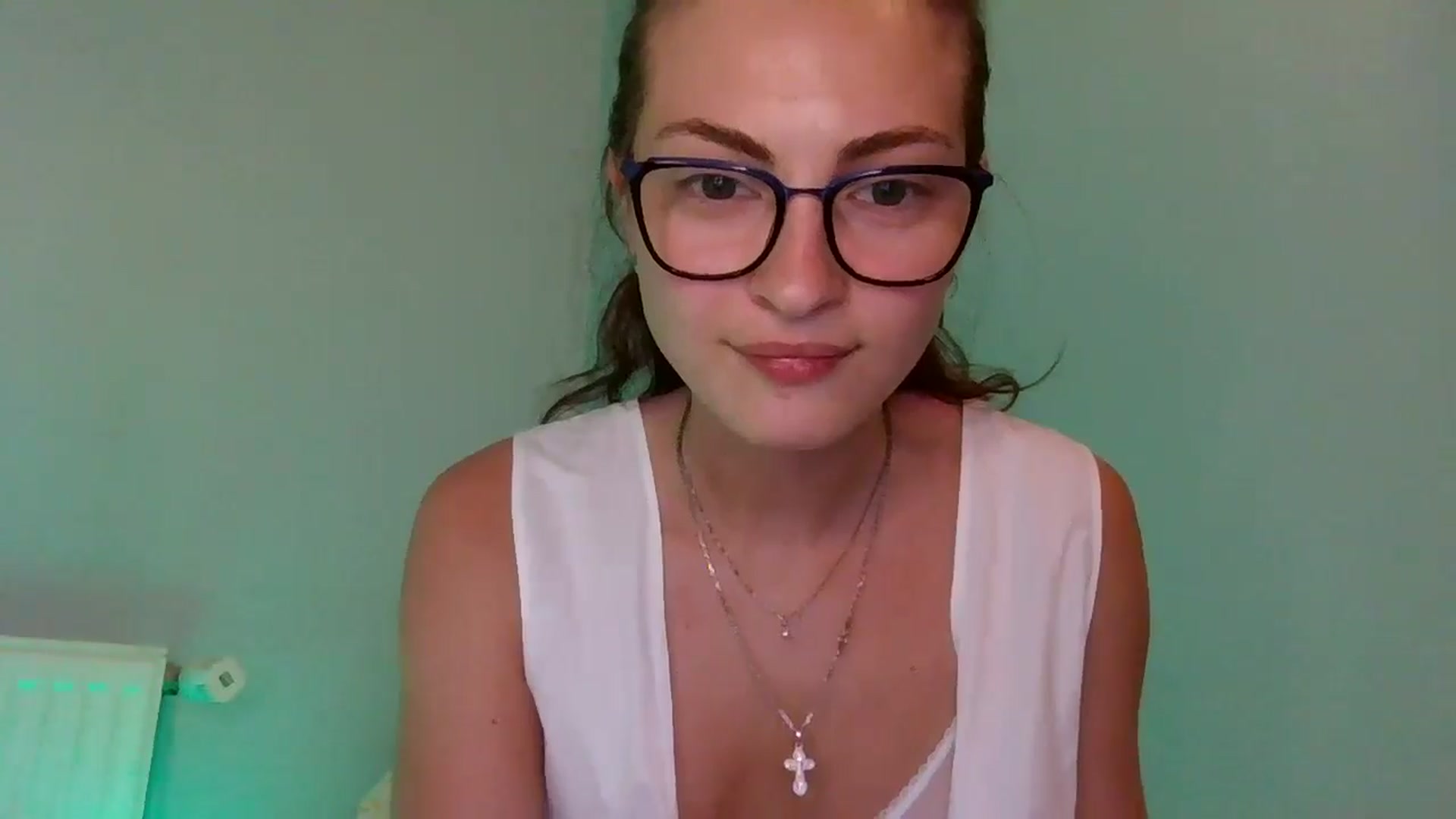 Gallery image thumbnail from MooniXill's myfreecams stream on, 07/16/2024, 19:58 image 11 of 20
