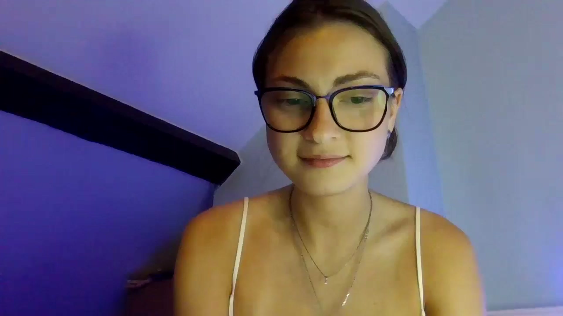 Gallery image thumbnail from MooniXill's myfreecams stream on, 07/17/2024, 22:05 image 9 of 20