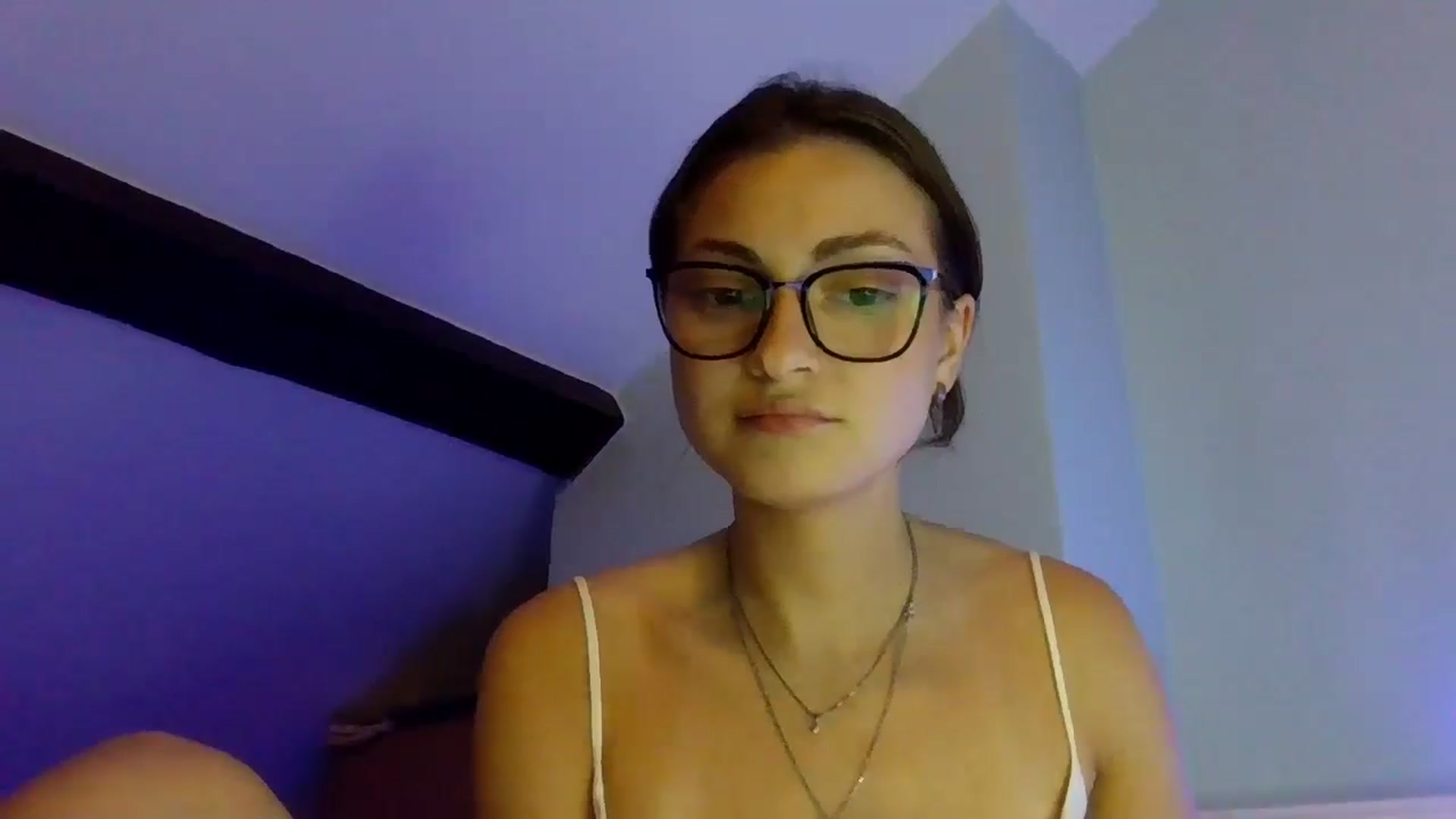 Gallery image thumbnail from MooniXill's myfreecams stream on, 07/17/2024, 22:05 image 10 of 20