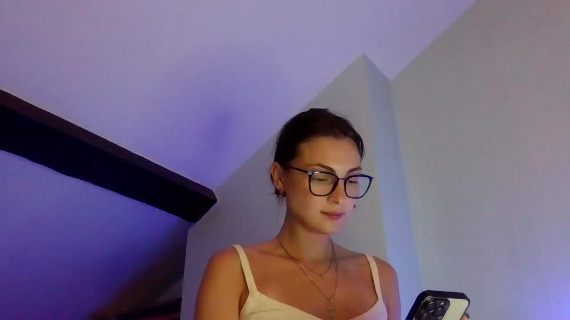 Gallery image thumbnail from MooniXill's myfreecams stream on, 07/17/2024, 22:53 image 12 of 20