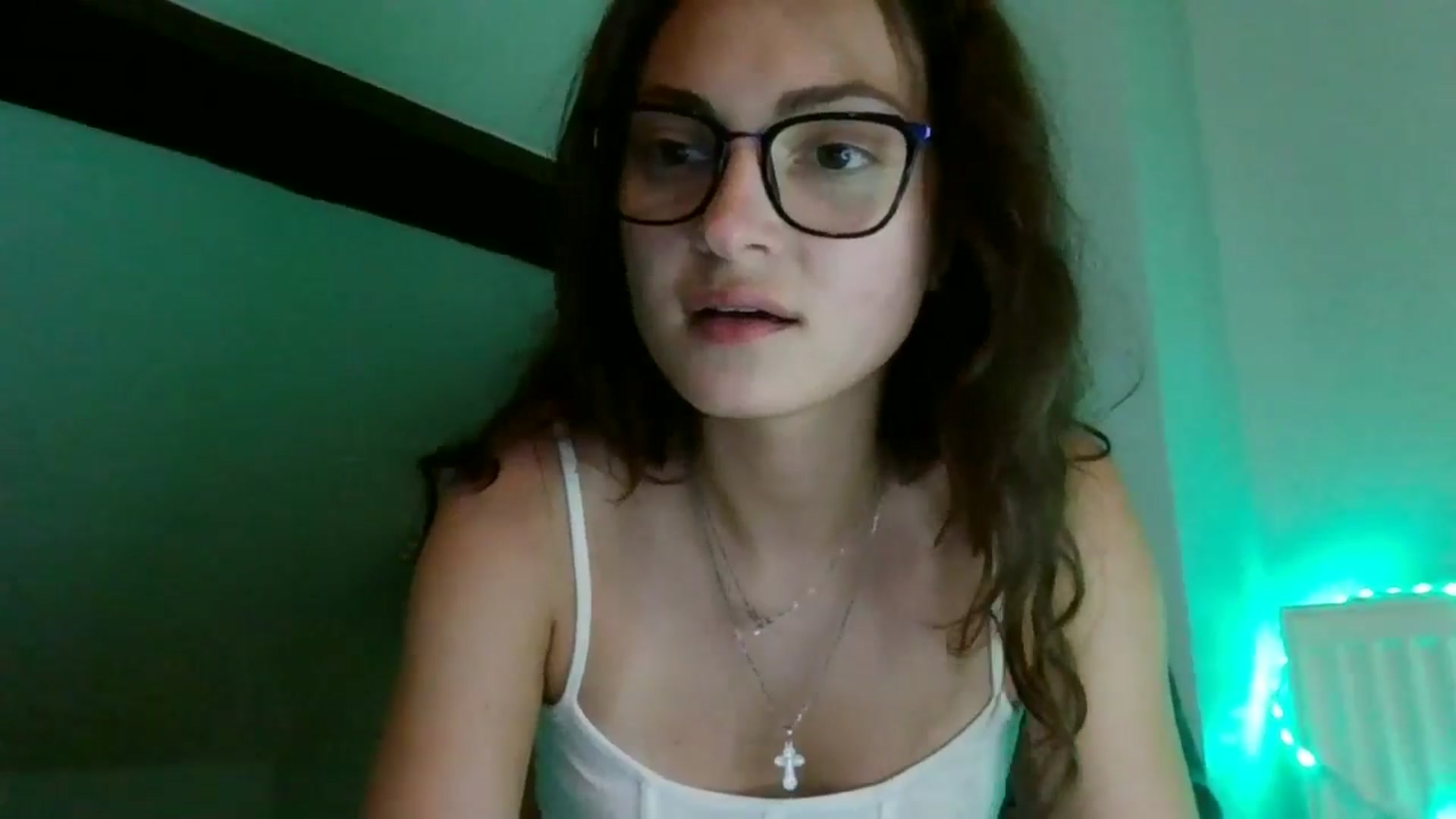 Gallery image thumbnail from MooniXill's myfreecams stream on, 07/20/2024, 20:45 image 9 of 20