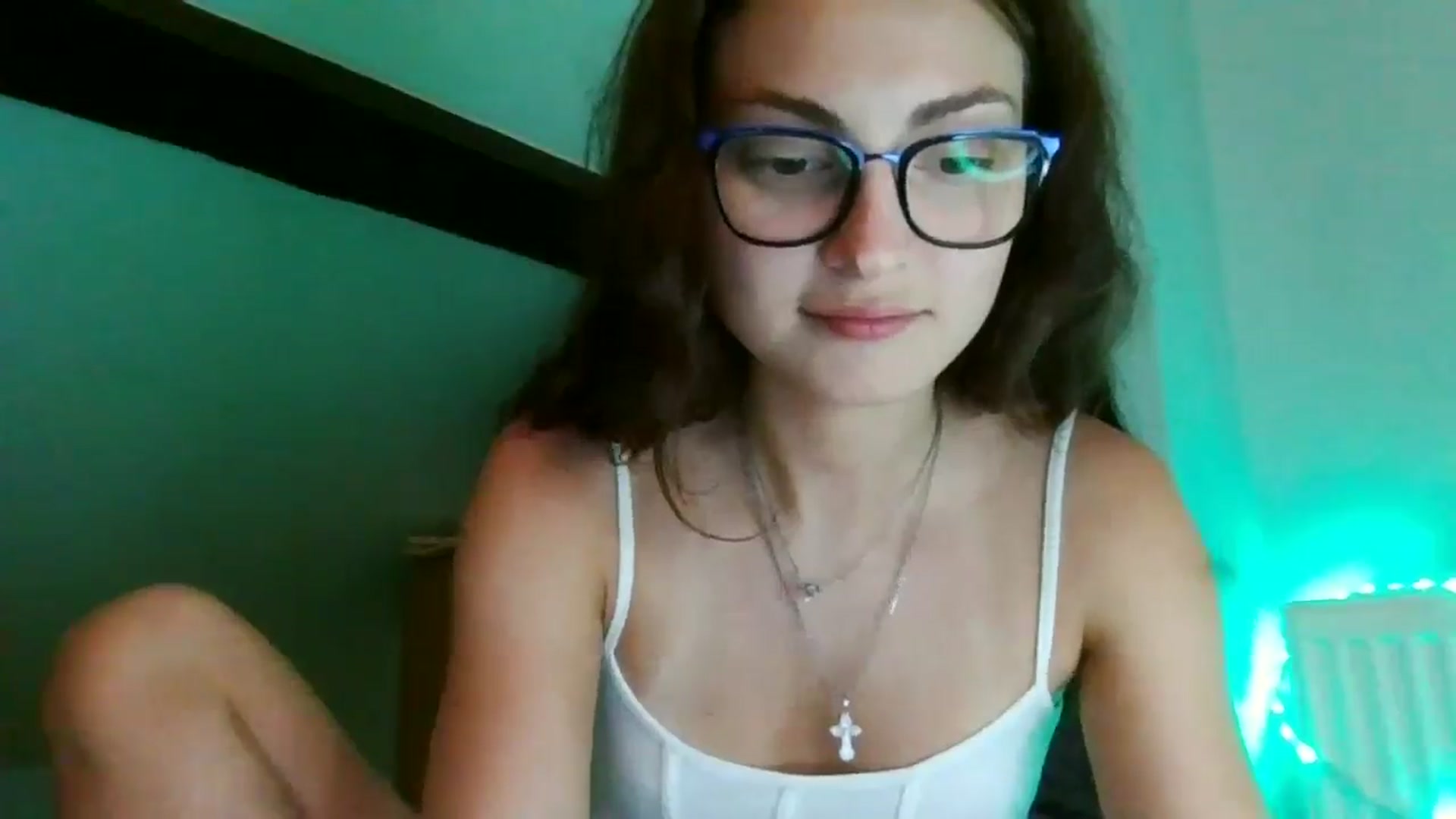 Gallery image thumbnail from MooniXill's myfreecams stream on, 07/20/2024, 20:45 image 15 of 20