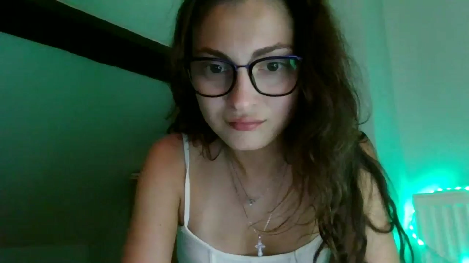 Gallery image thumbnail from MooniXill's myfreecams stream on, 07/20/2024, 20:45 image 8 of 20