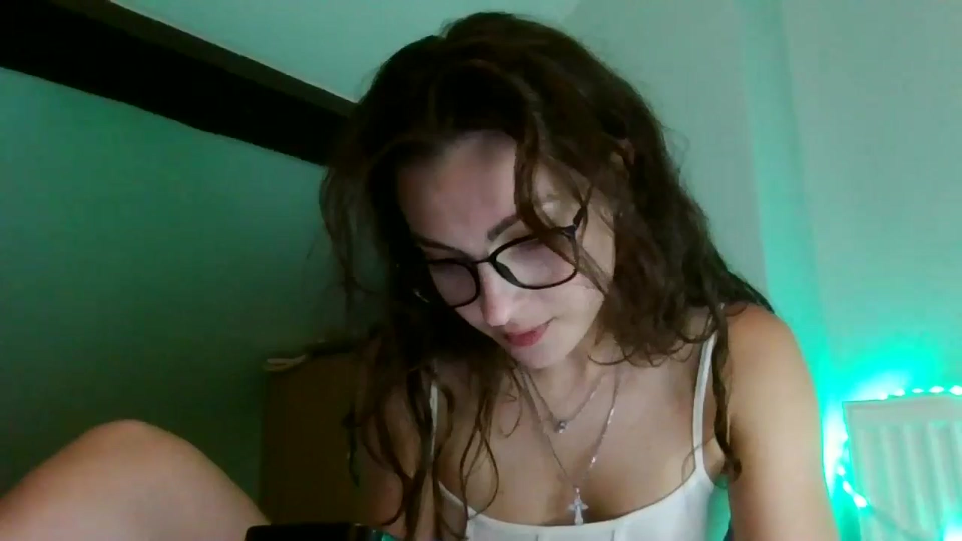 Gallery image thumbnail from MooniXill's myfreecams stream on, 07/20/2024, 20:45 image 2 of 20
