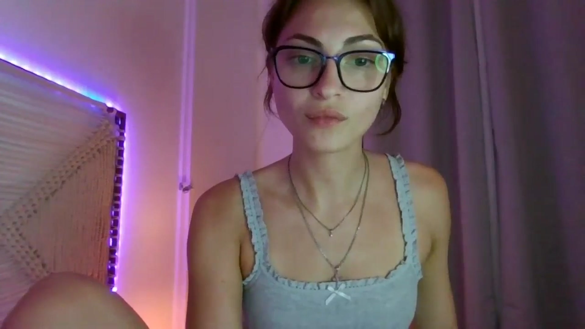 Gallery image thumbnail from MooniXill's myfreecams stream on, 07/23/2024, 21:22 image 12 of 20