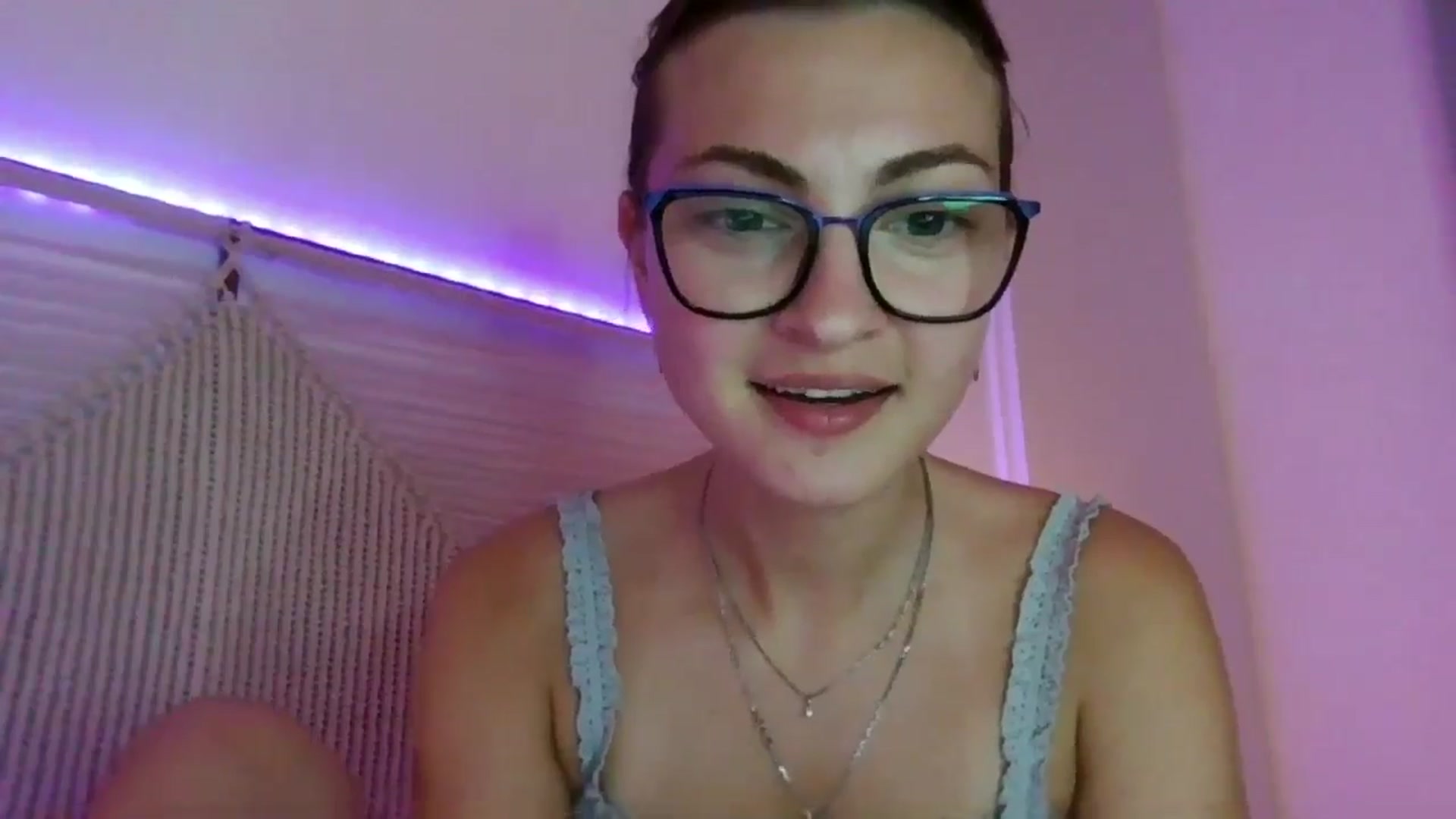 Gallery image thumbnail from MooniXill's myfreecams stream on, 07/24/2024, 24:01 image 5 of 20