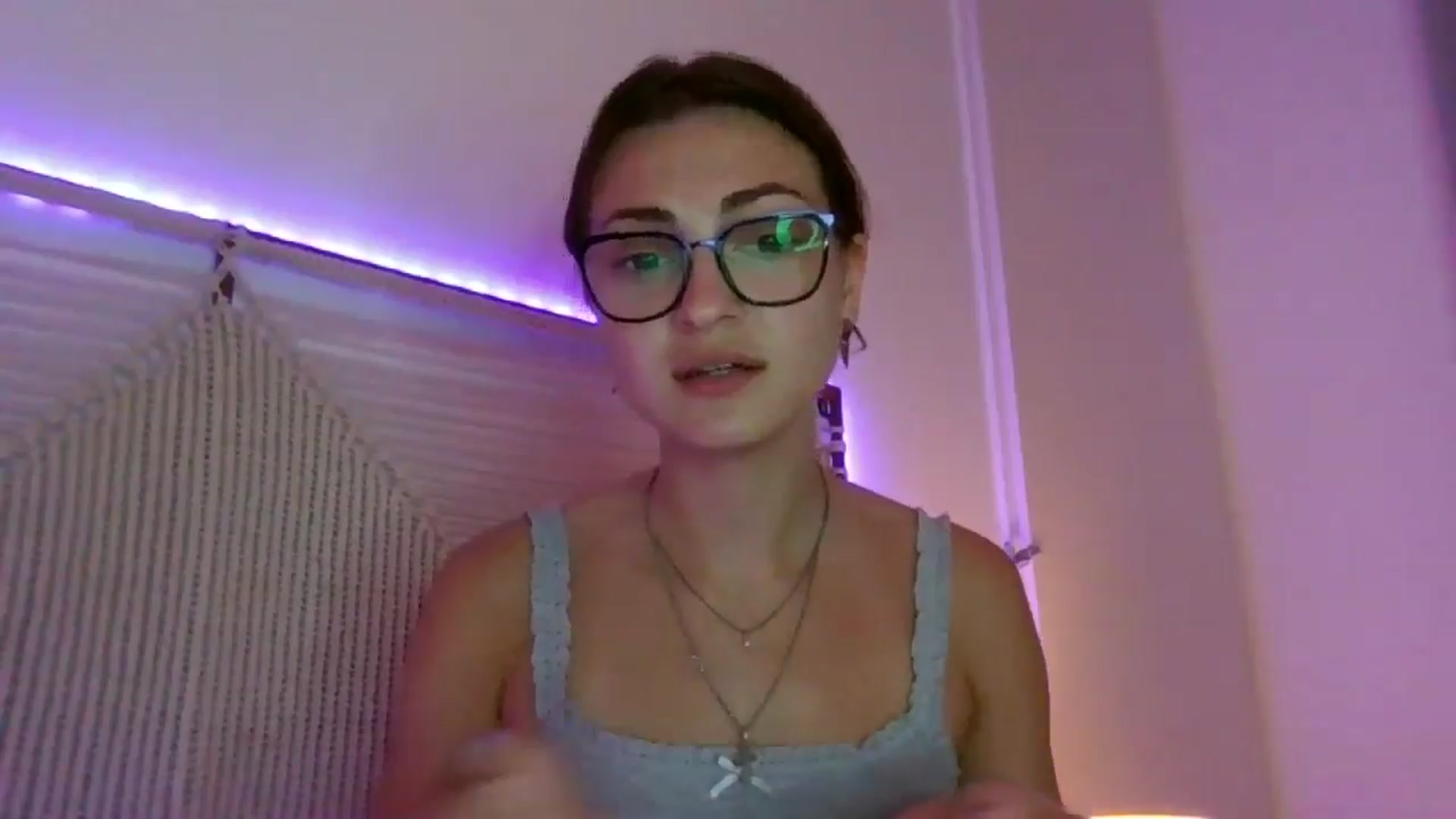 Gallery image thumbnail from MooniXill's myfreecams stream on, 07/24/2024, 24:01 image 19 of 20