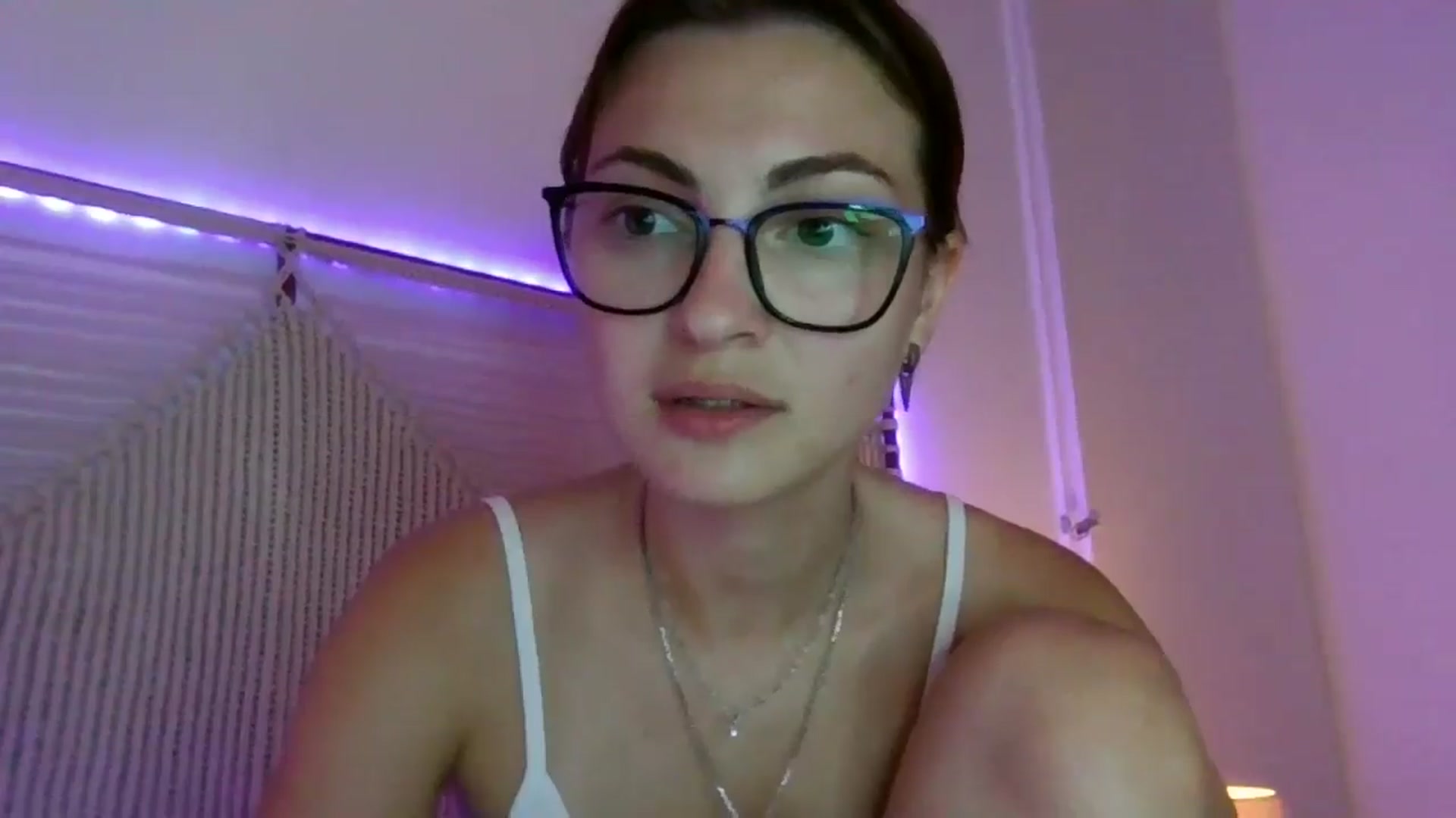 Gallery image thumbnail from MooniXill's myfreecams stream on, 07/24/2024, 24:58 image 4 of 20