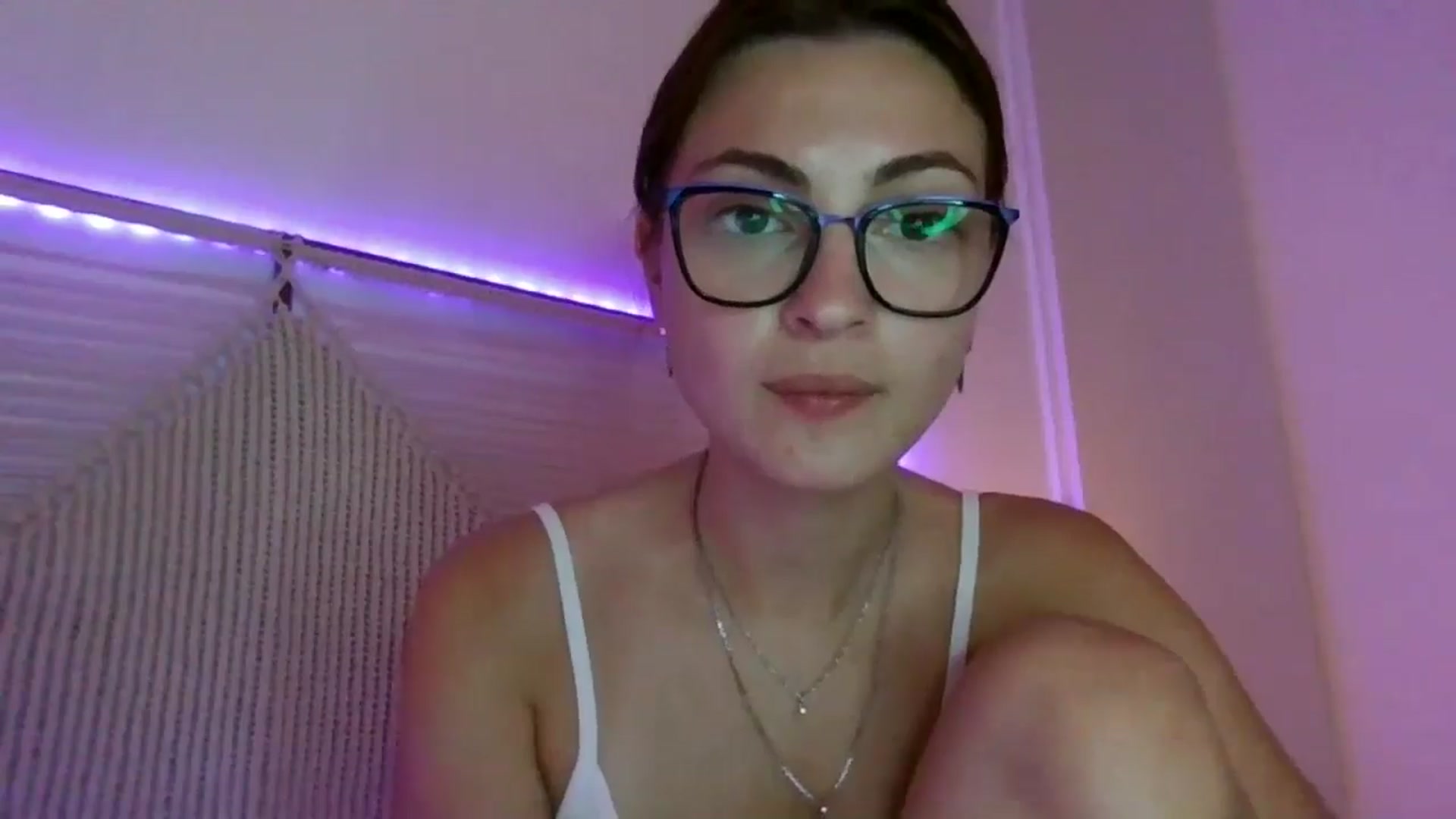 Gallery image thumbnail from MooniXill's myfreecams stream on, 07/24/2024, 24:58 image 5 of 20