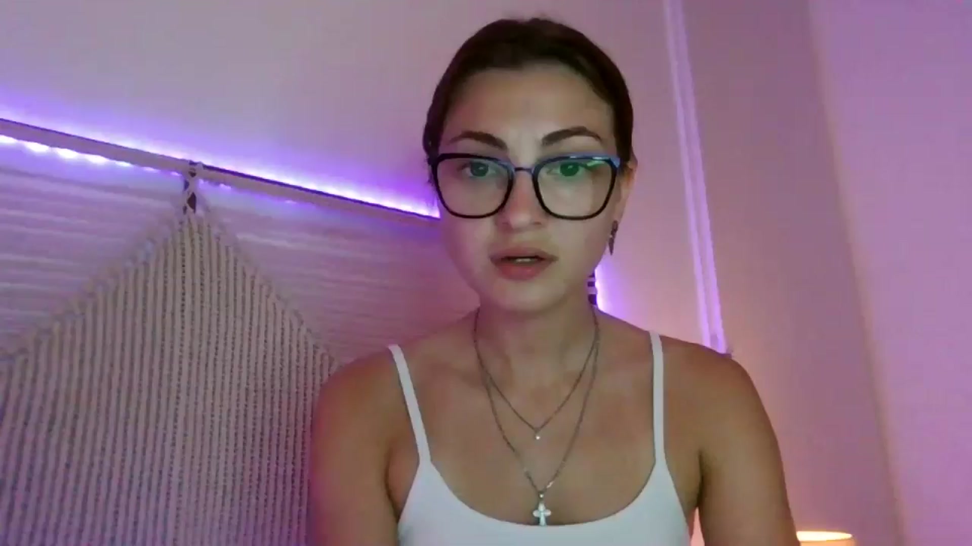 Gallery image thumbnail from MooniXill's myfreecams stream on, 07/24/2024, 24:58 image 10 of 20
