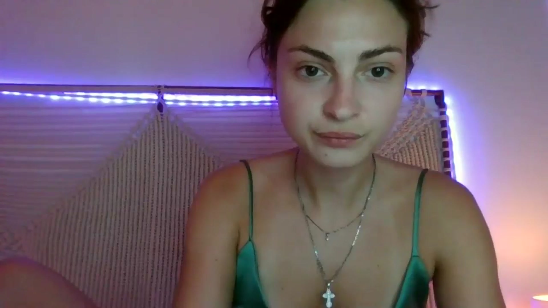 Gallery image thumbnail from MooniXill's myfreecams stream on, 07/24/2024, 23:01 image 2 of 20