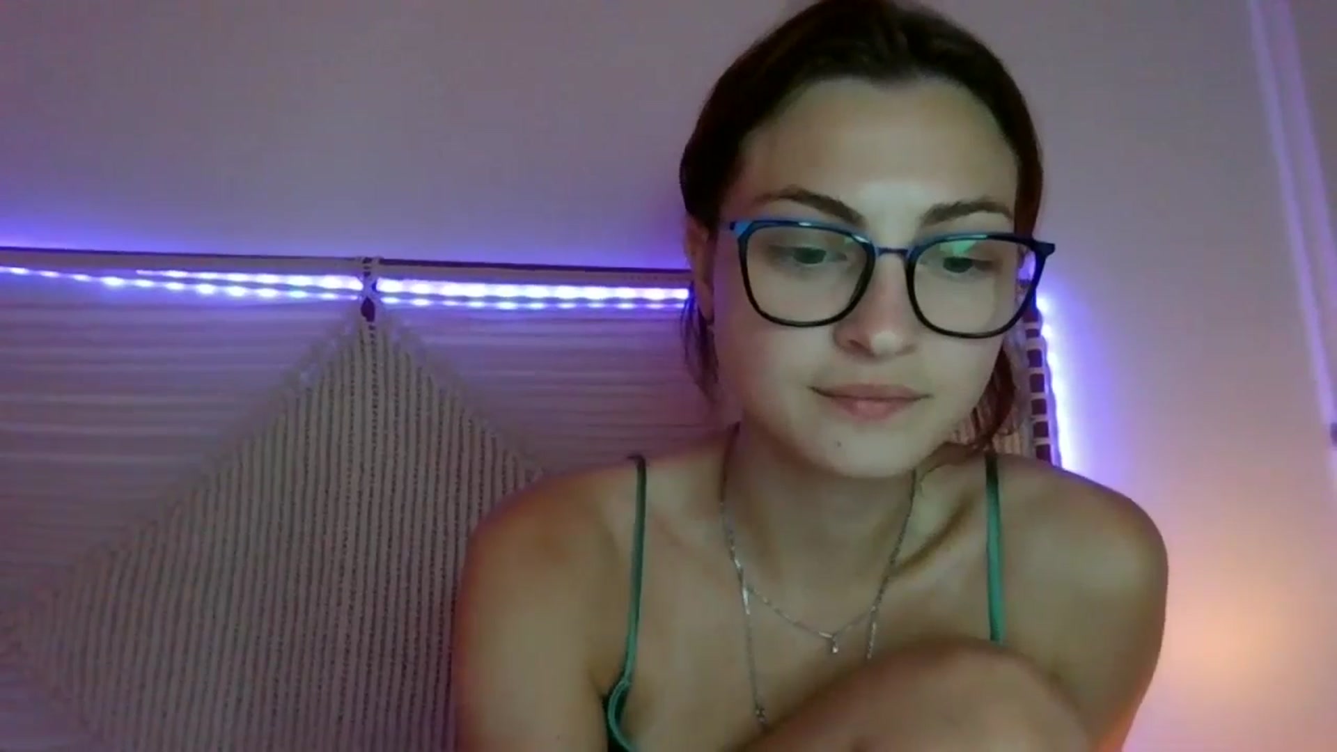 Gallery image thumbnail from MooniXill's myfreecams stream on, 07/24/2024, 23:01 image 19 of 20
