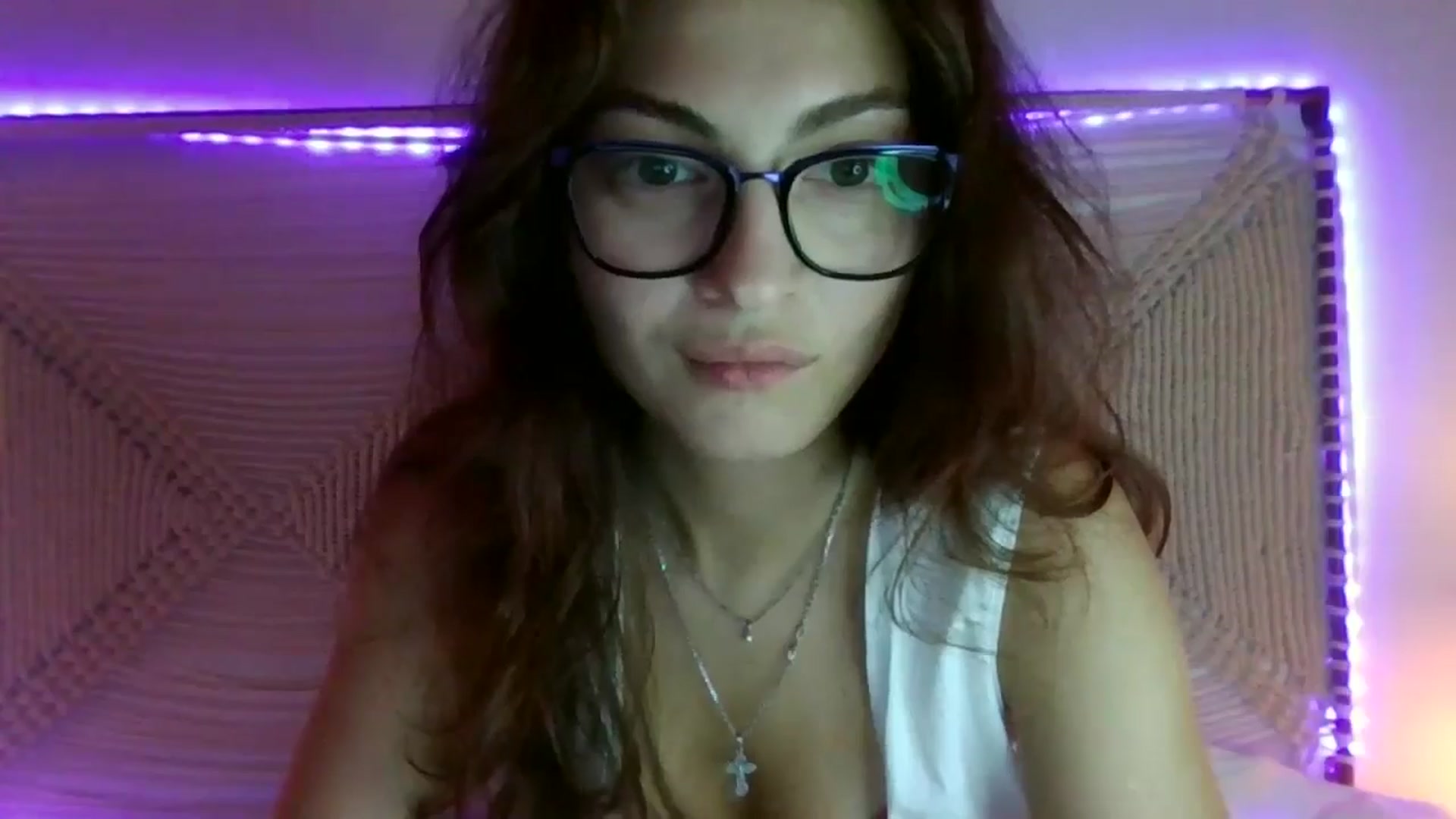 Gallery image thumbnail from MooniXill's myfreecams stream on, 07/29/2024, 22:55 image 8 of 20