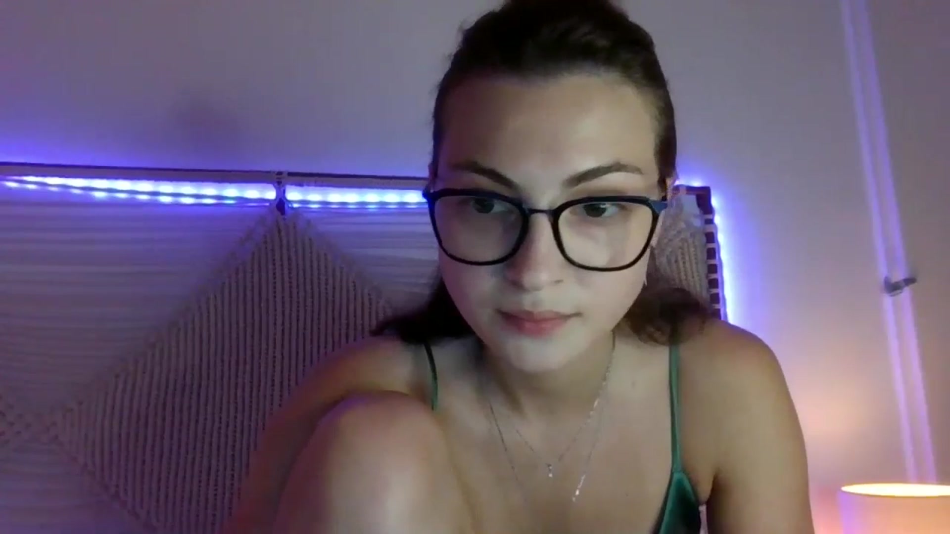 Gallery image thumbnail from MooniXill's myfreecams stream on, 07/30/2024, 20:20 image 19 of 20
