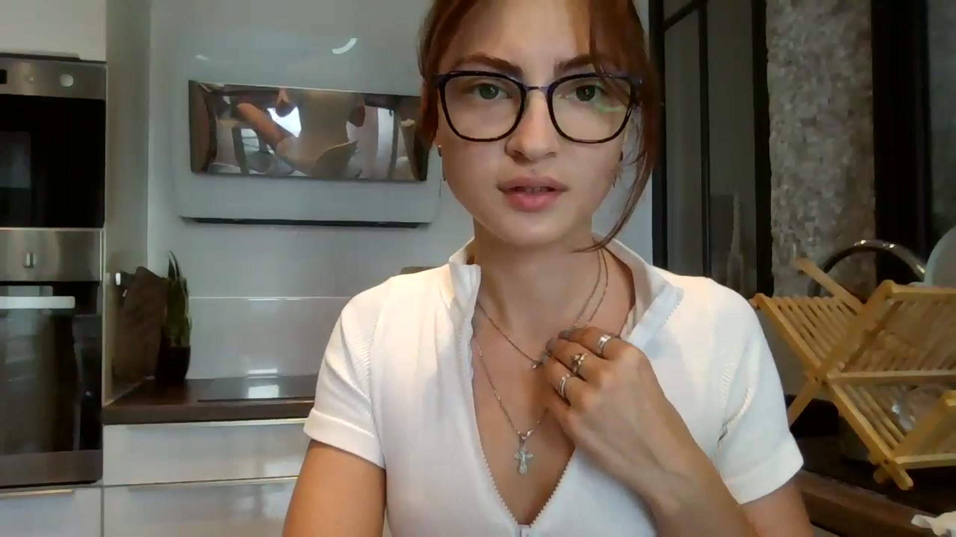 Gallery image thumbnail from MooniXill's myfreecams stream on, 07/31/2024, 10:42 image 3 of 20