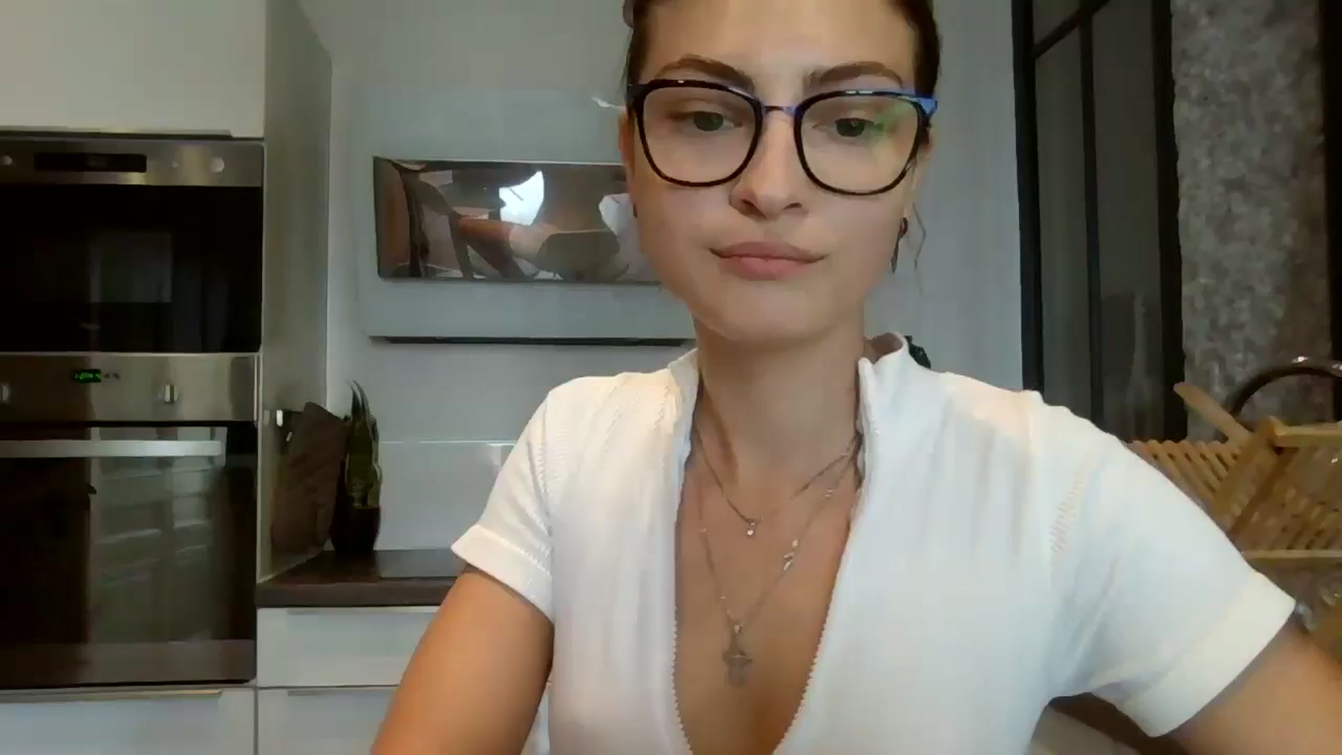 Gallery image thumbnail from MooniXill's myfreecams stream on, 07/31/2024, 10:58 image 3 of 20