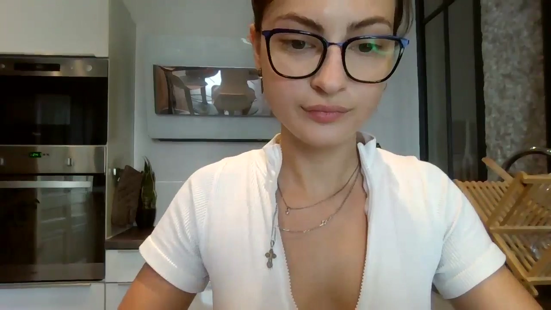 Gallery image thumbnail from MooniXill's myfreecams stream on, 07/31/2024, 10:58 image 9 of 20