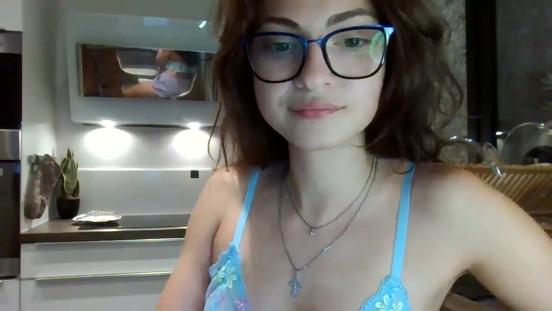Gallery image thumbnail from MooniXill's myfreecams stream on, 08/01/2024, 24:48 image 11 of 20