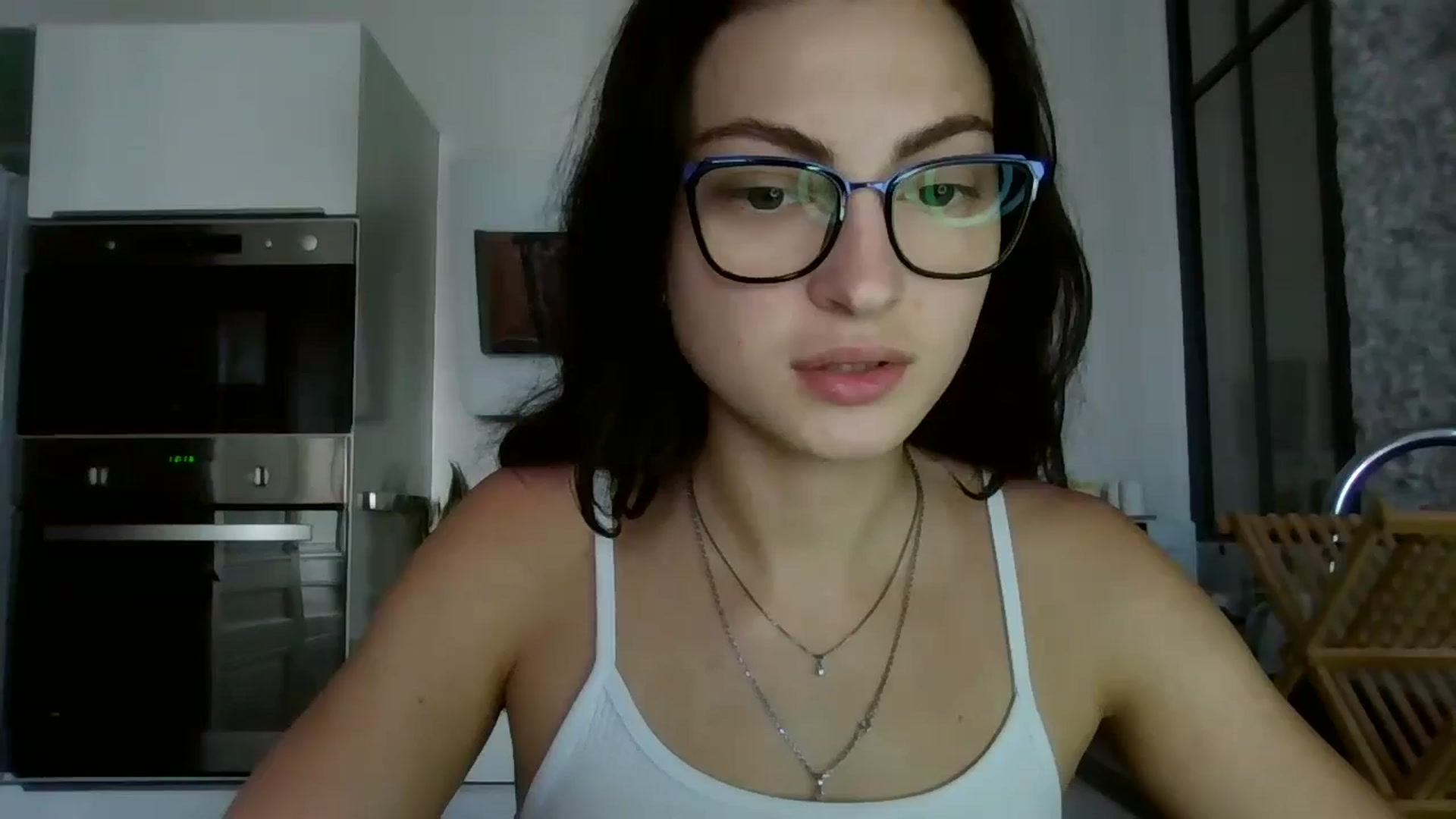 Gallery image thumbnail from MooniXill's myfreecams stream on, 08/06/2024, 10:45 image 11 of 20