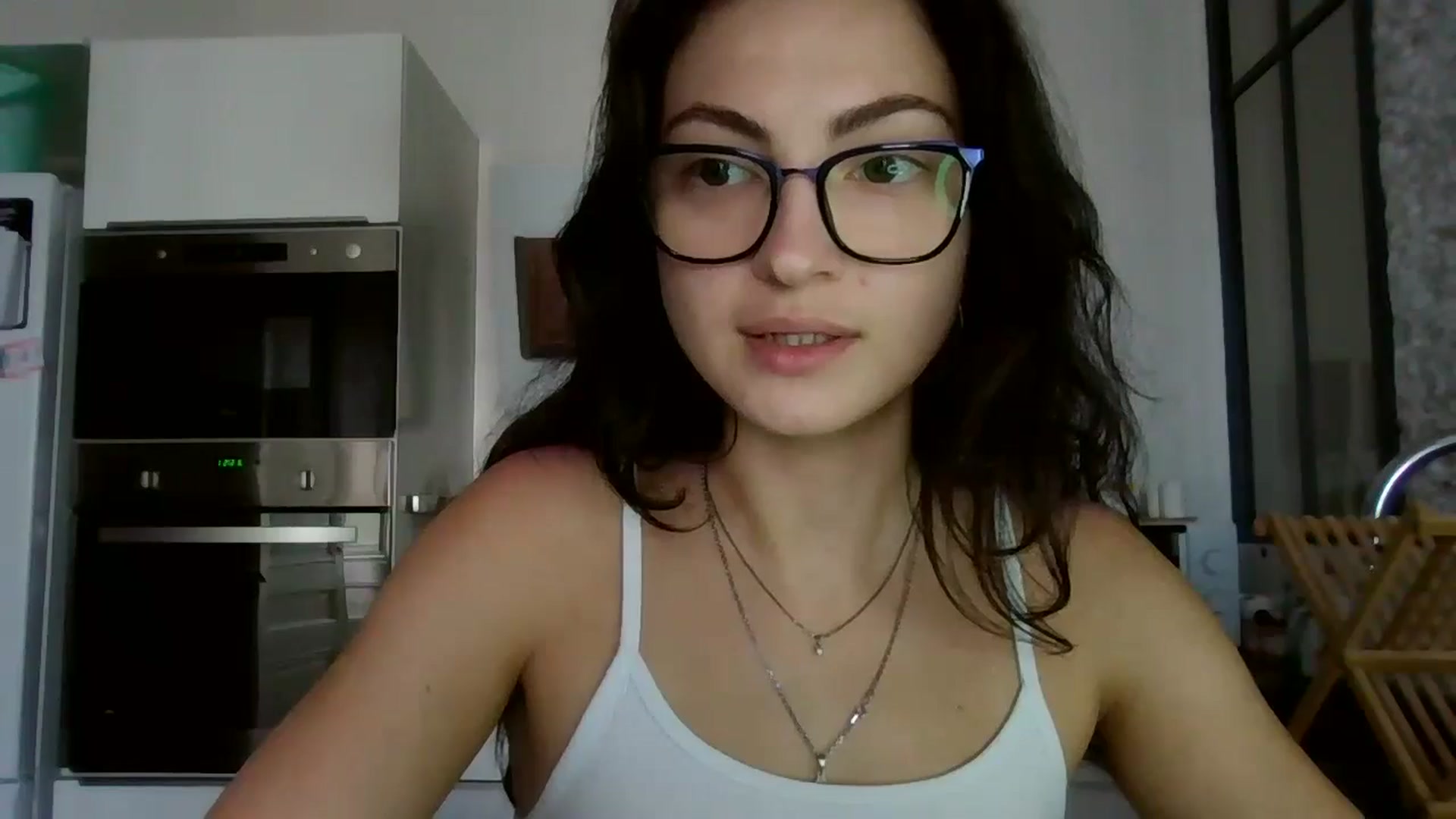 Gallery image thumbnail from MooniXill's myfreecams stream on, 08/06/2024, 10:45 image 15 of 20