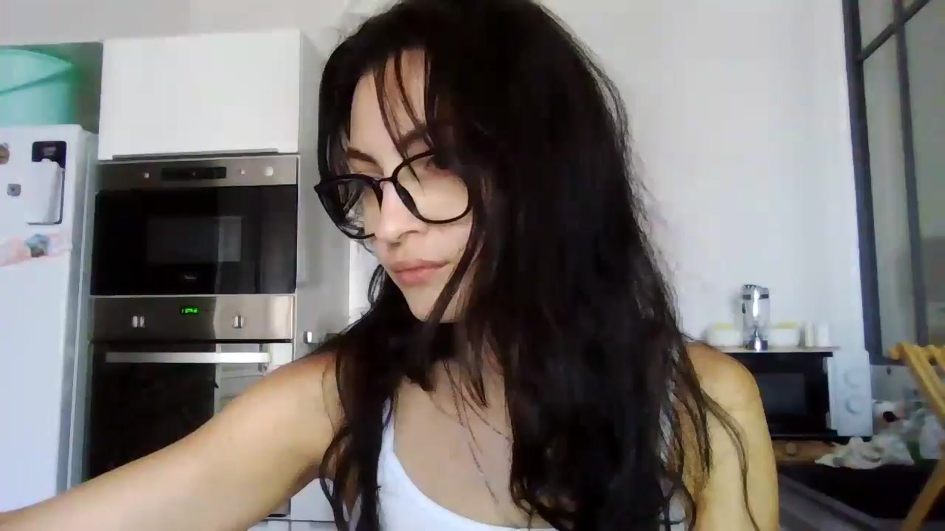 Gallery image thumbnail from MooniXill's myfreecams stream on, 08/06/2024, 12:39 image 1 of 20