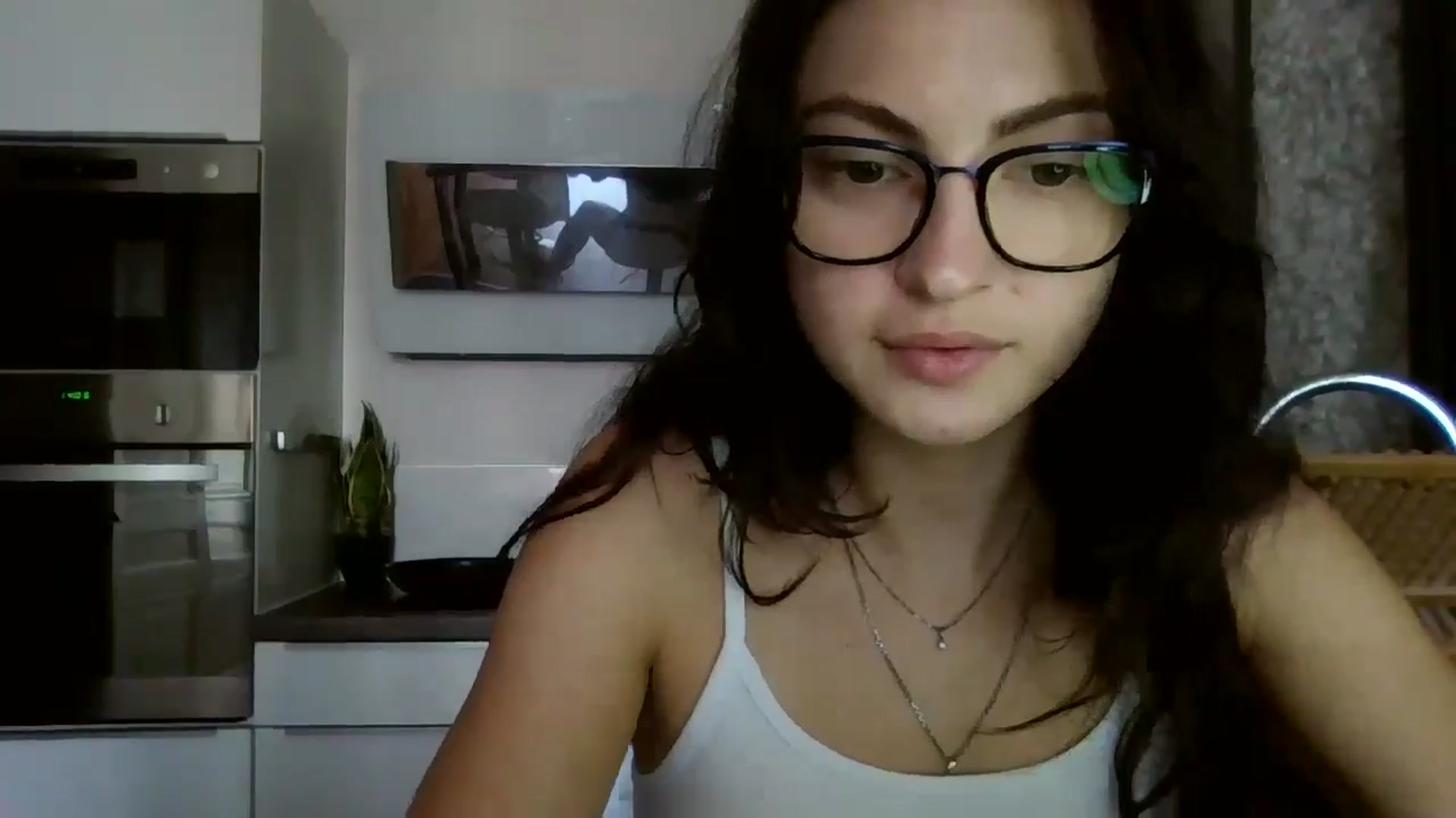 Gallery image thumbnail from MooniXill's myfreecams stream on, 08/06/2024, 12:39 image 9 of 20