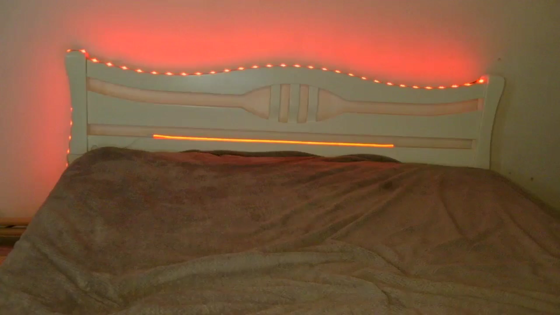 Gallery image thumbnail from MoonieLi's myfreecams stream on, 05/30/2025, 10:16 image 20 of 20