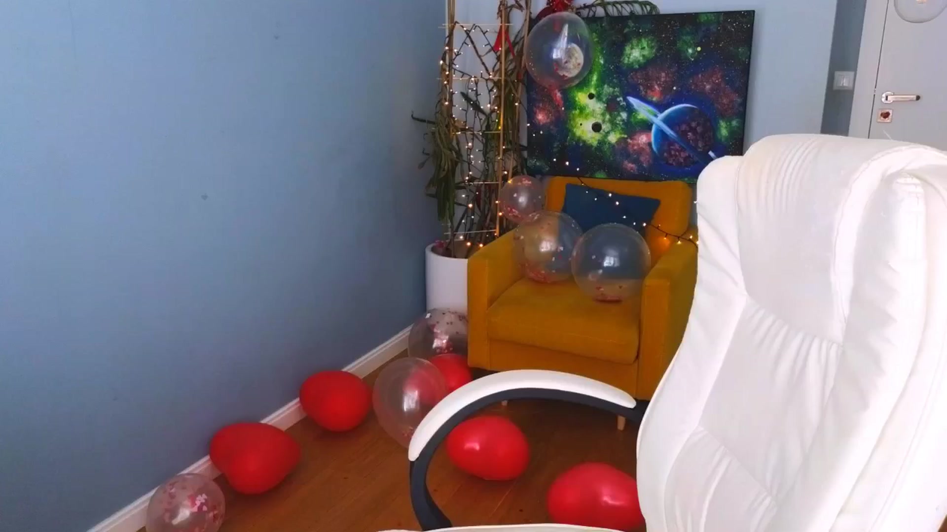 Gallery image thumbnail from Moonlight_'s myfreecams stream on, 02/19/2025, 10:08 image 4 of 20