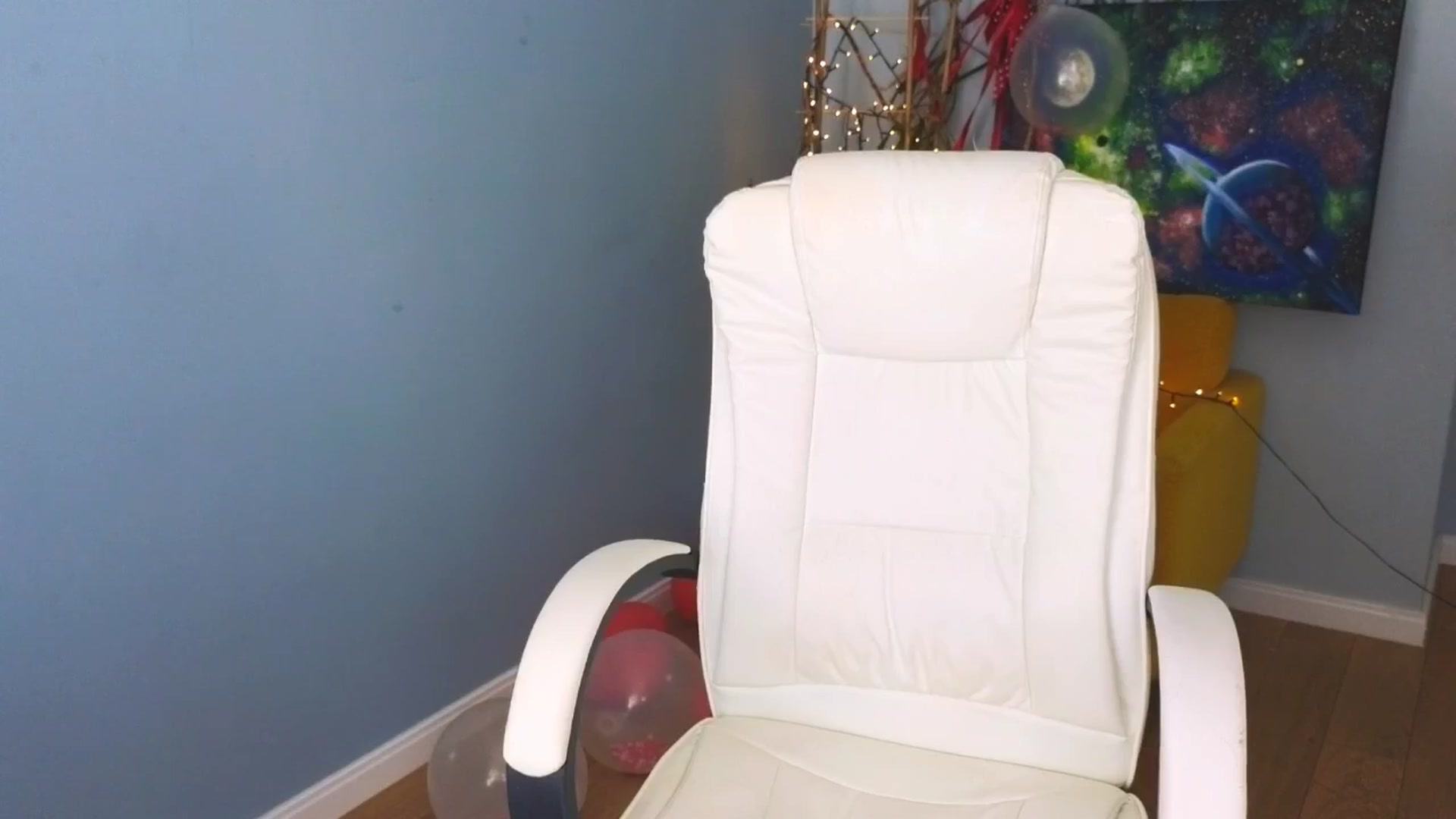 Gallery image thumbnail from Moonlight_'s myfreecams stream on, 03/05/2025, 16:53 image 14 of 20
