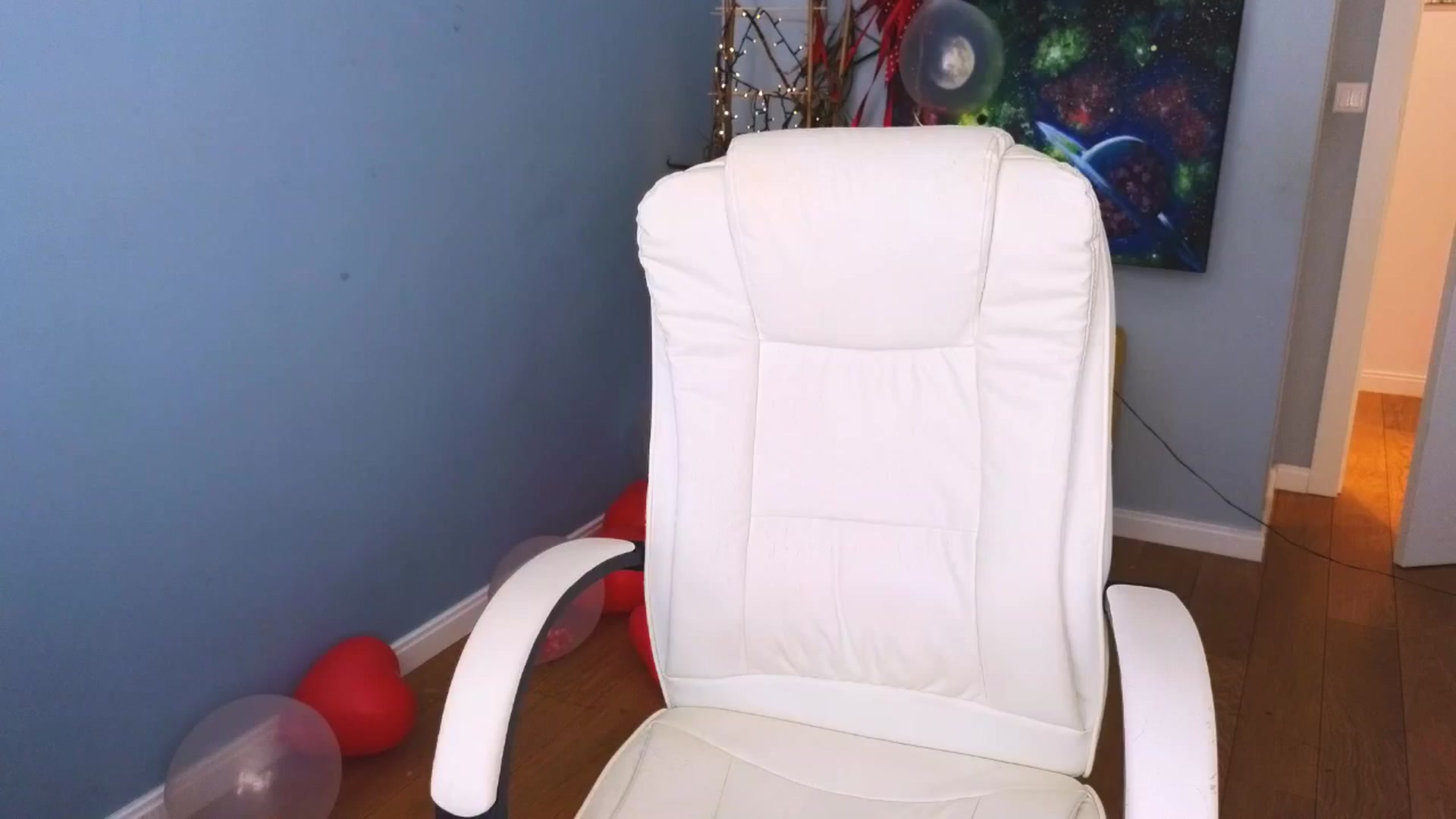 Gallery image thumbnail from Moonlight_'s myfreecams stream on, 03/06/2025, 14:31 image 19 of 20