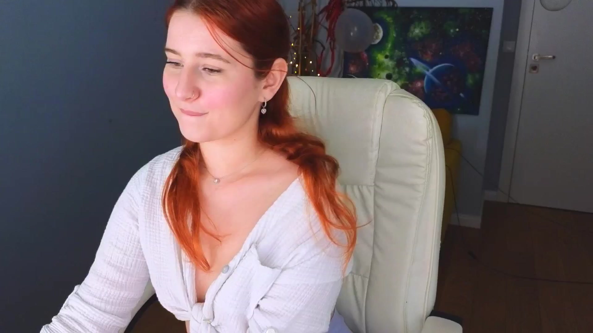 Gallery image thumbnail from Moonlight_'s myfreecams stream on, 03/25/2025, 17:25 image 2 of 20