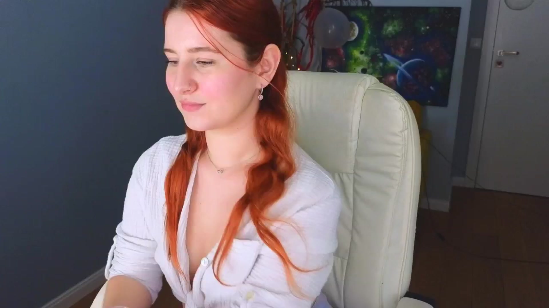 Gallery image thumbnail from Moonlight_'s myfreecams stream on, 03/25/2025, 17:25 image 17 of 20