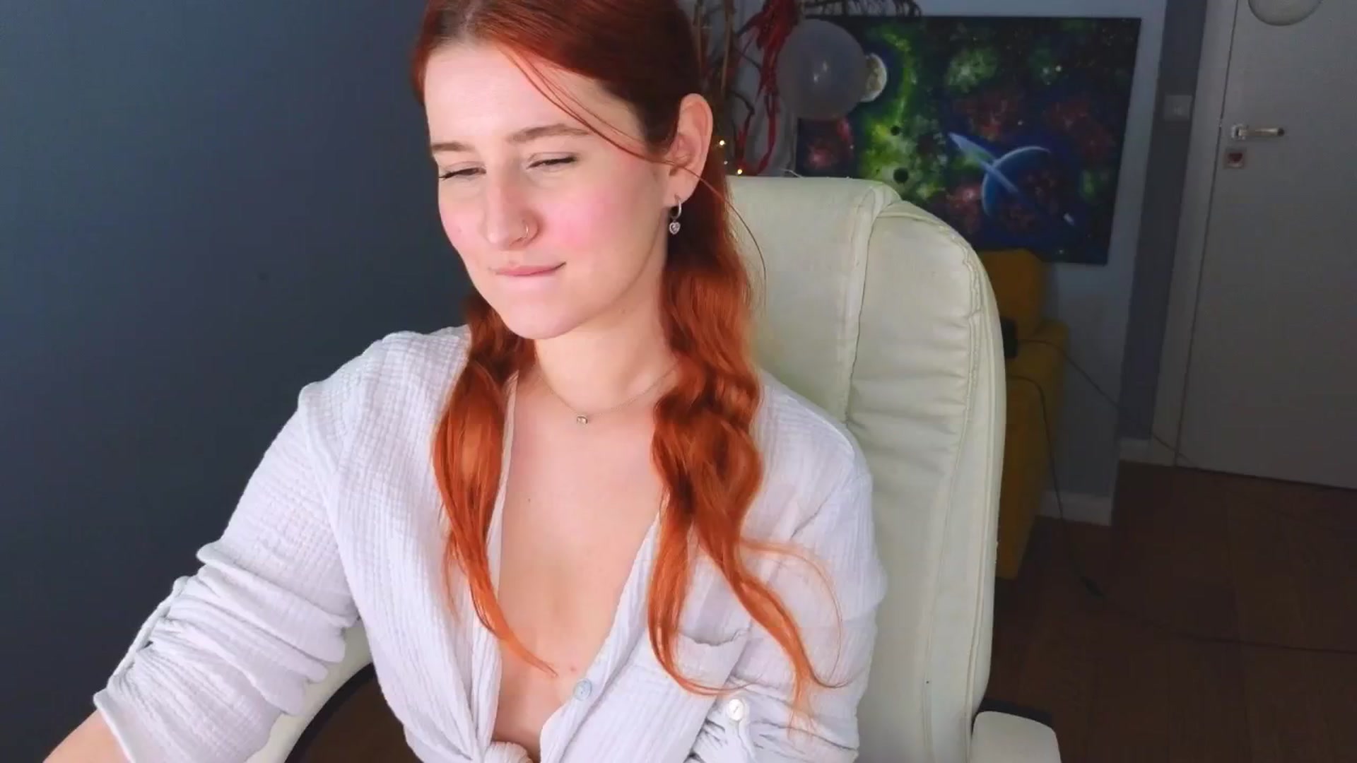 Gallery image thumbnail from Moonlight_'s myfreecams stream on, 03/25/2025, 17:25 image 19 of 20
