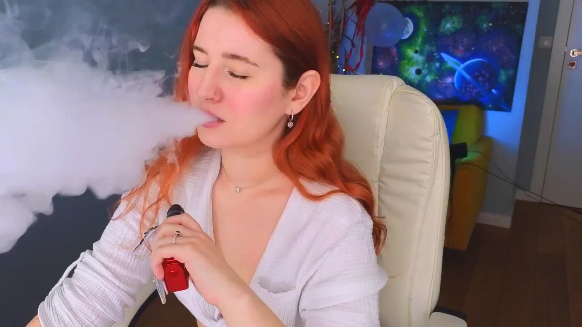 Gallery image thumbnail from Moonlight_'s myfreecams stream on, 03/31/2025, 12:34 image 15 of 20